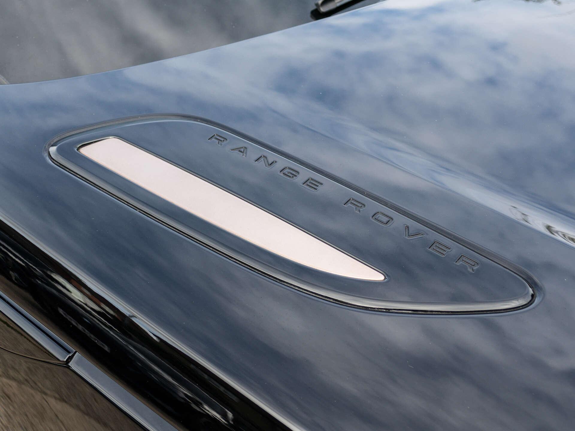 Land Rover Range Rover Velar view 20