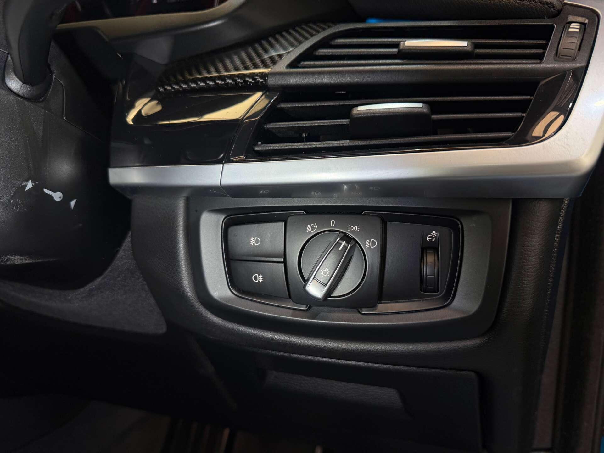BMW X6 view 21