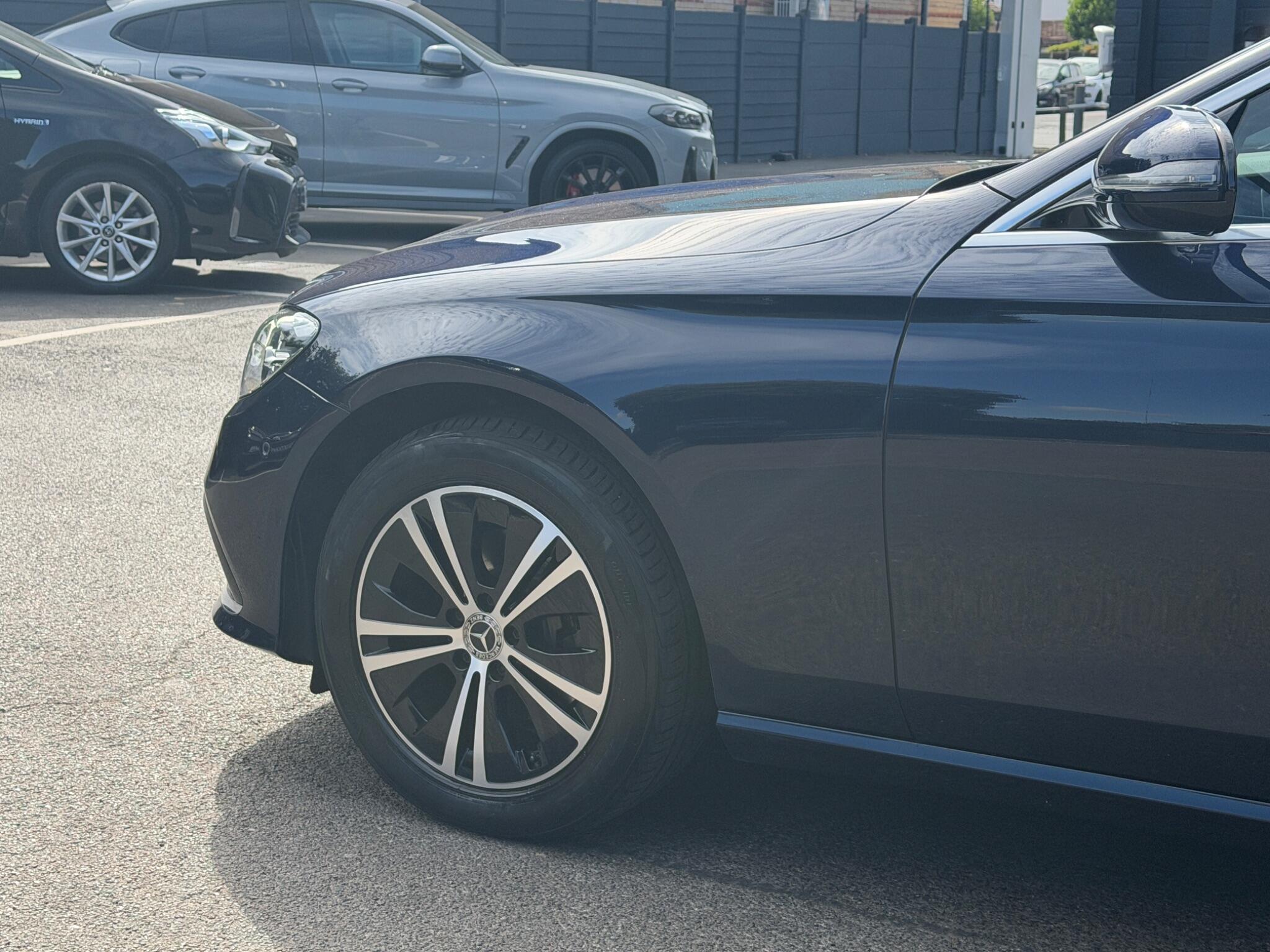 Mercedes-Benz E-Class view 12