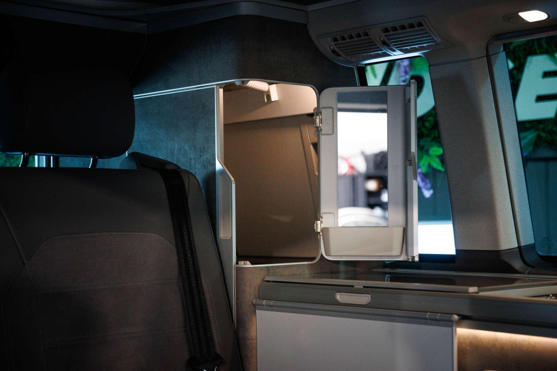 Volkswagen California view 23
