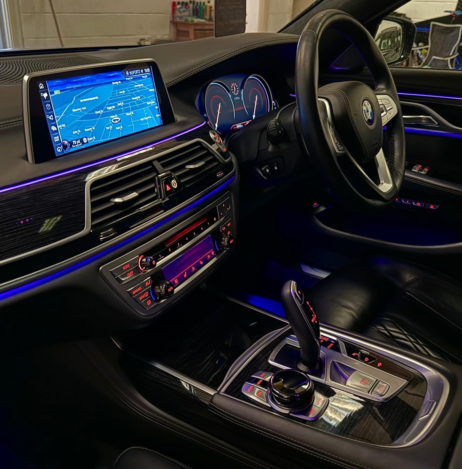 BMW 7 Series view 55