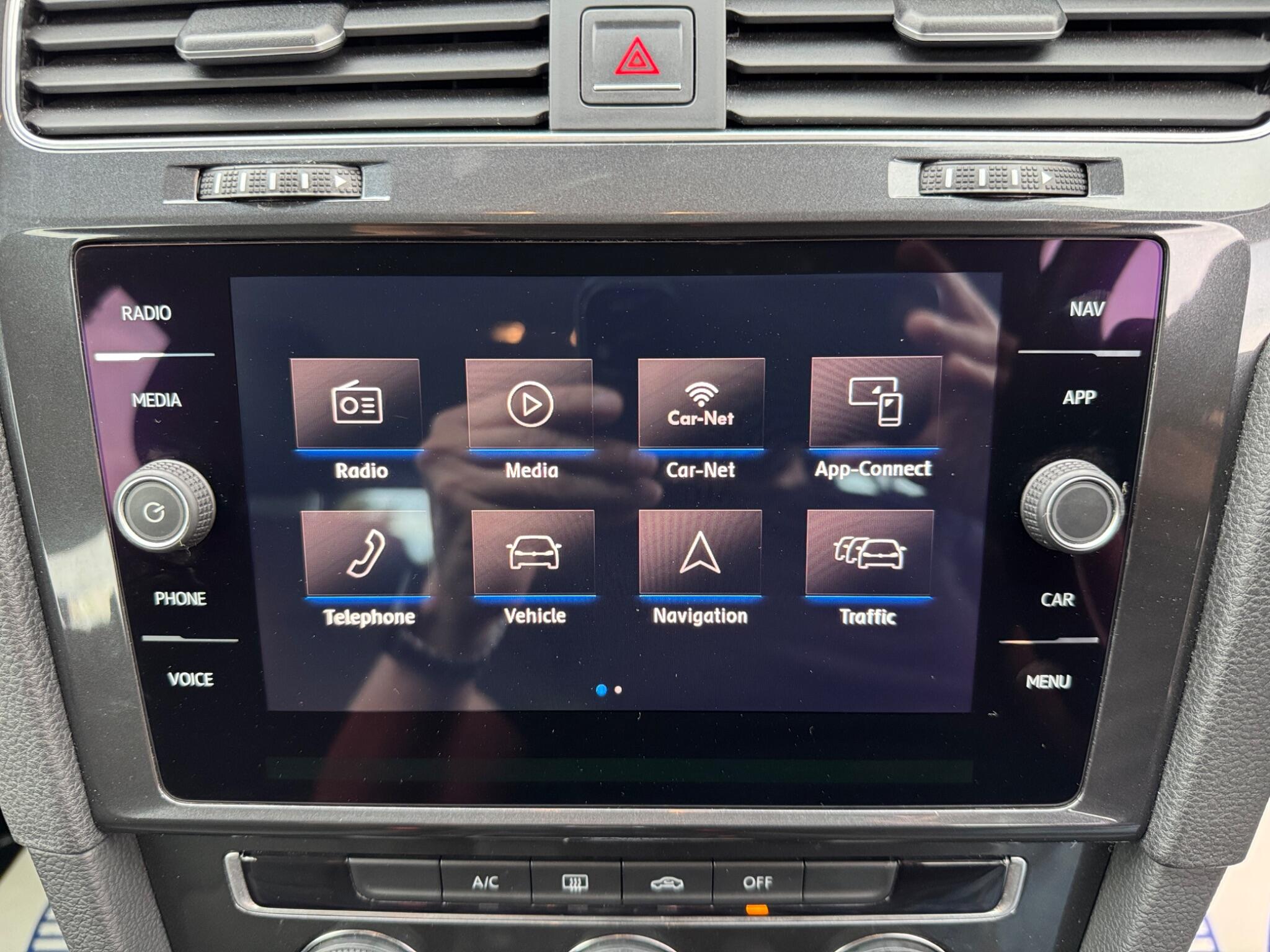 Volkswagen Golf view 35