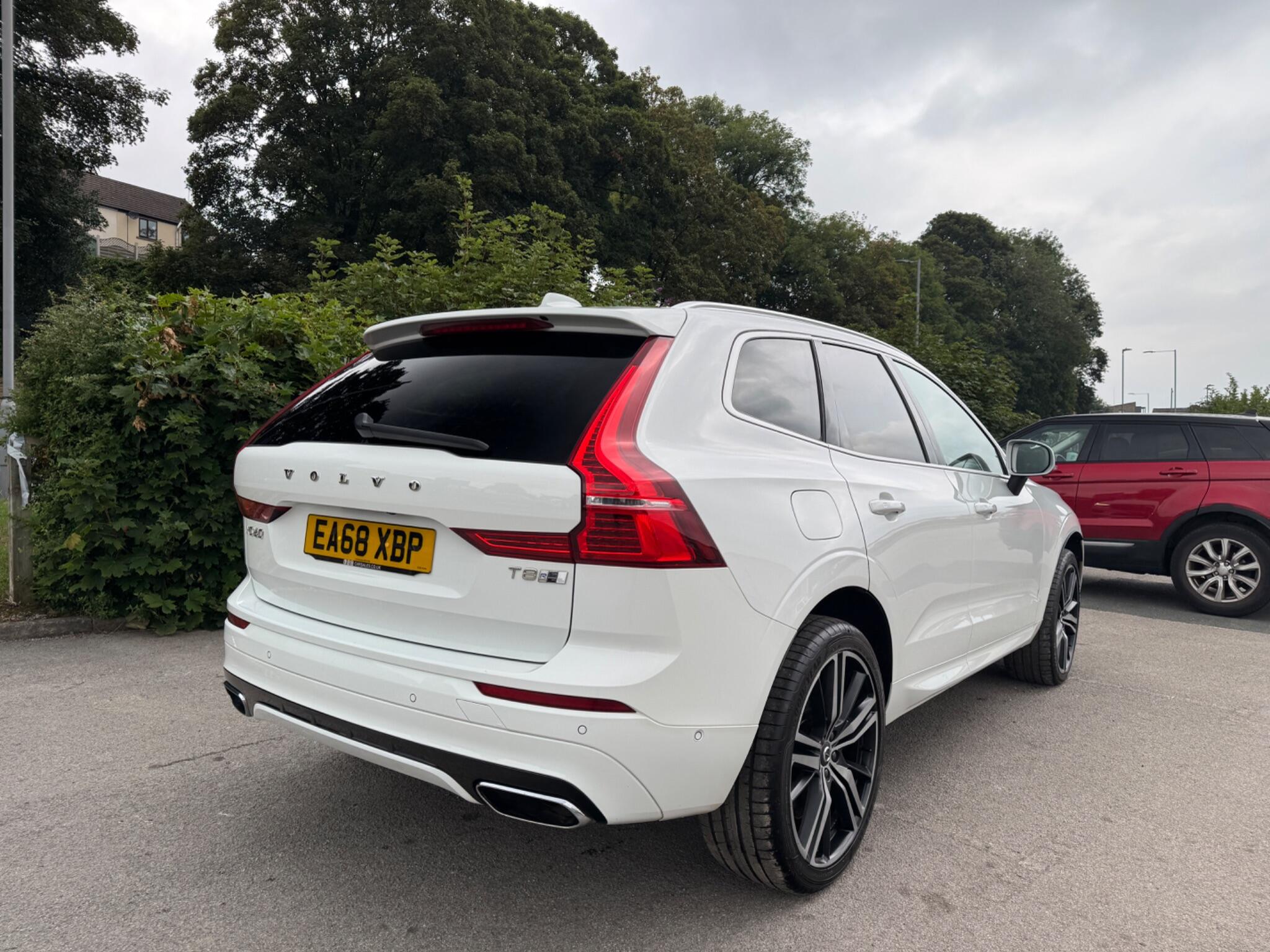Volvo XC60 view 5