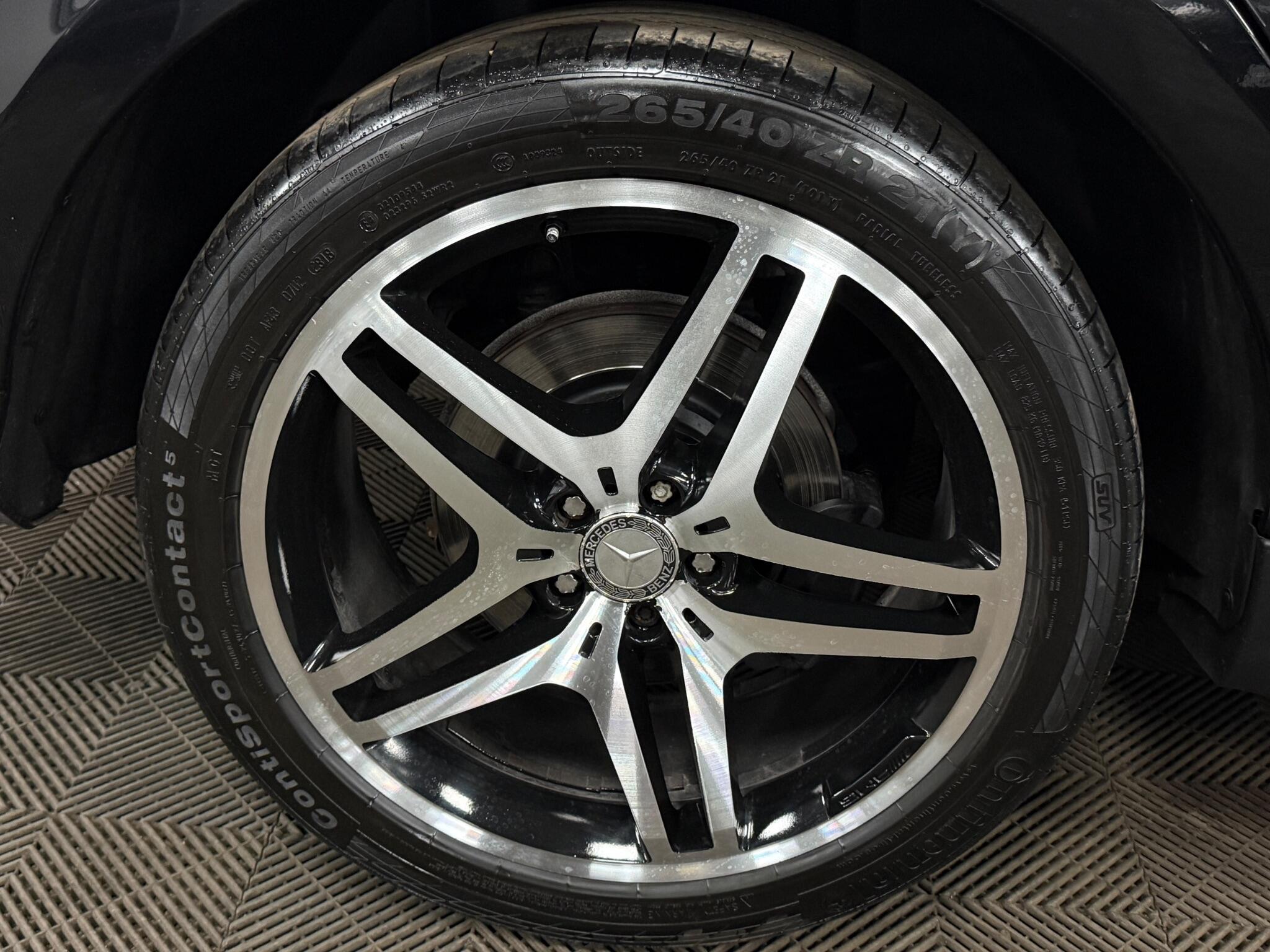 Mercedes-Benz Gle view 36