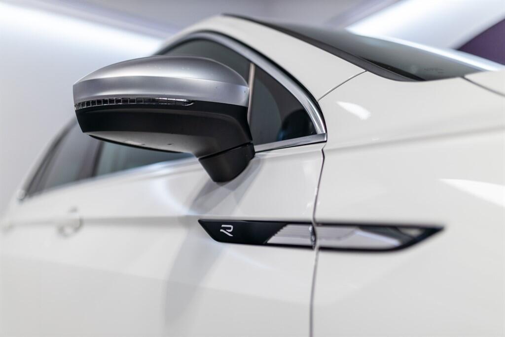 Volkswagen Tiguan view 14