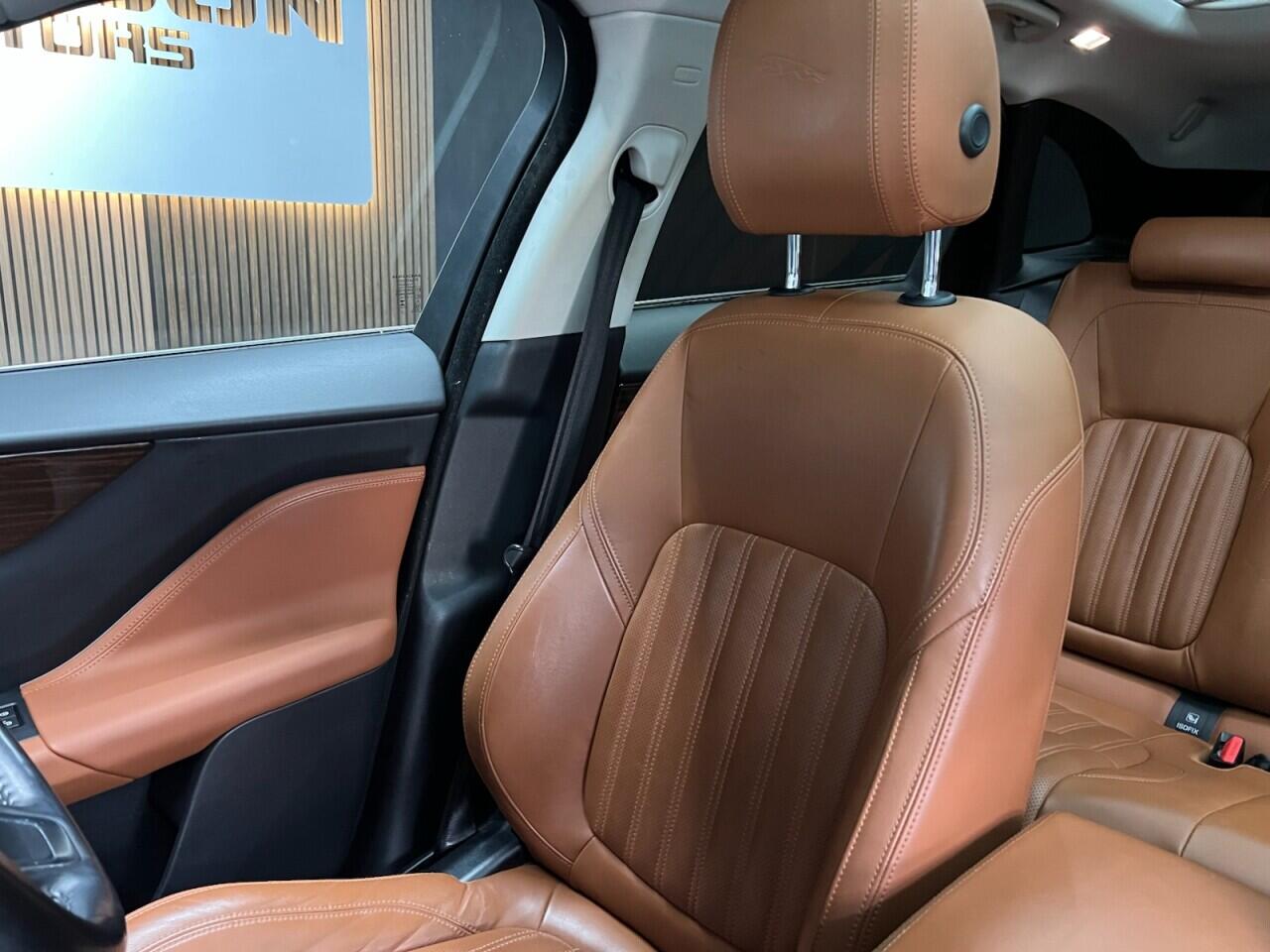Jaguar F-Pace view 29