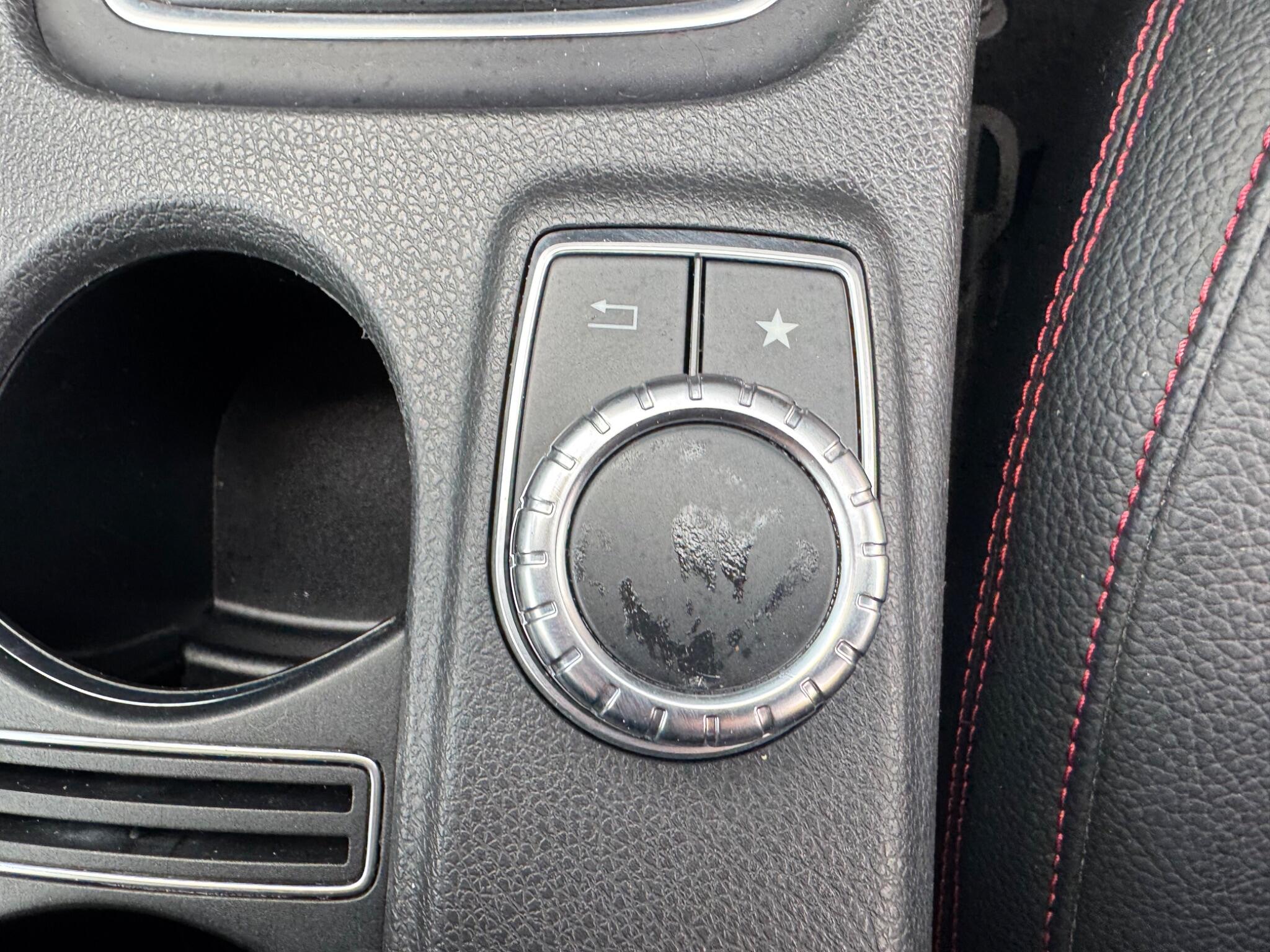 Mercedes-Benz Cla view 27
