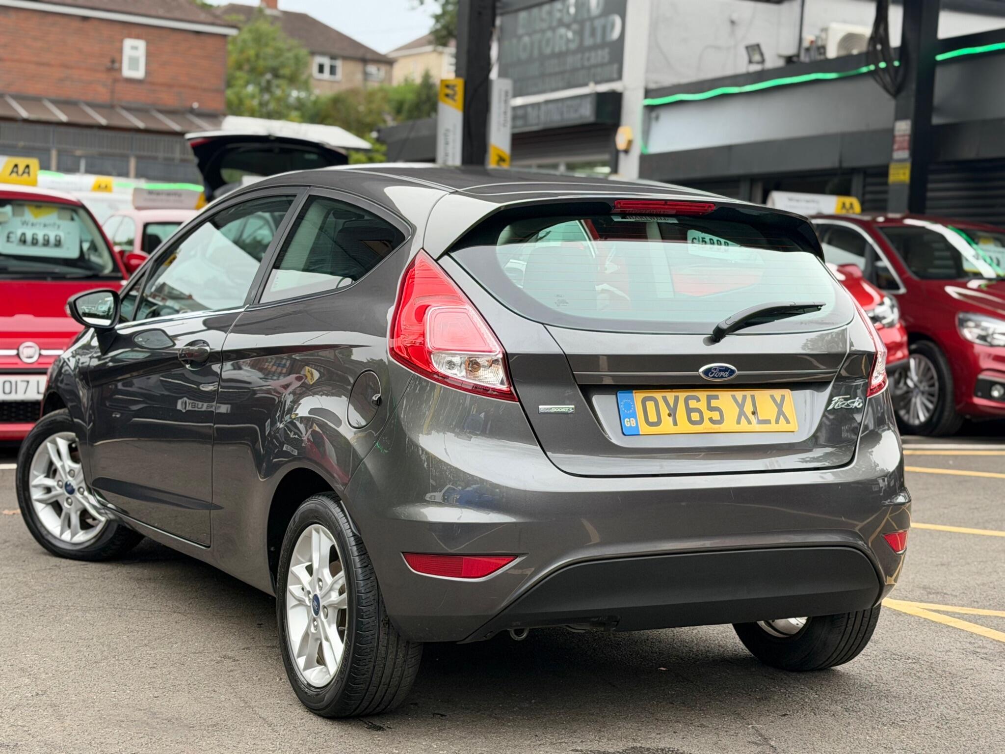Ford Fiesta view 6