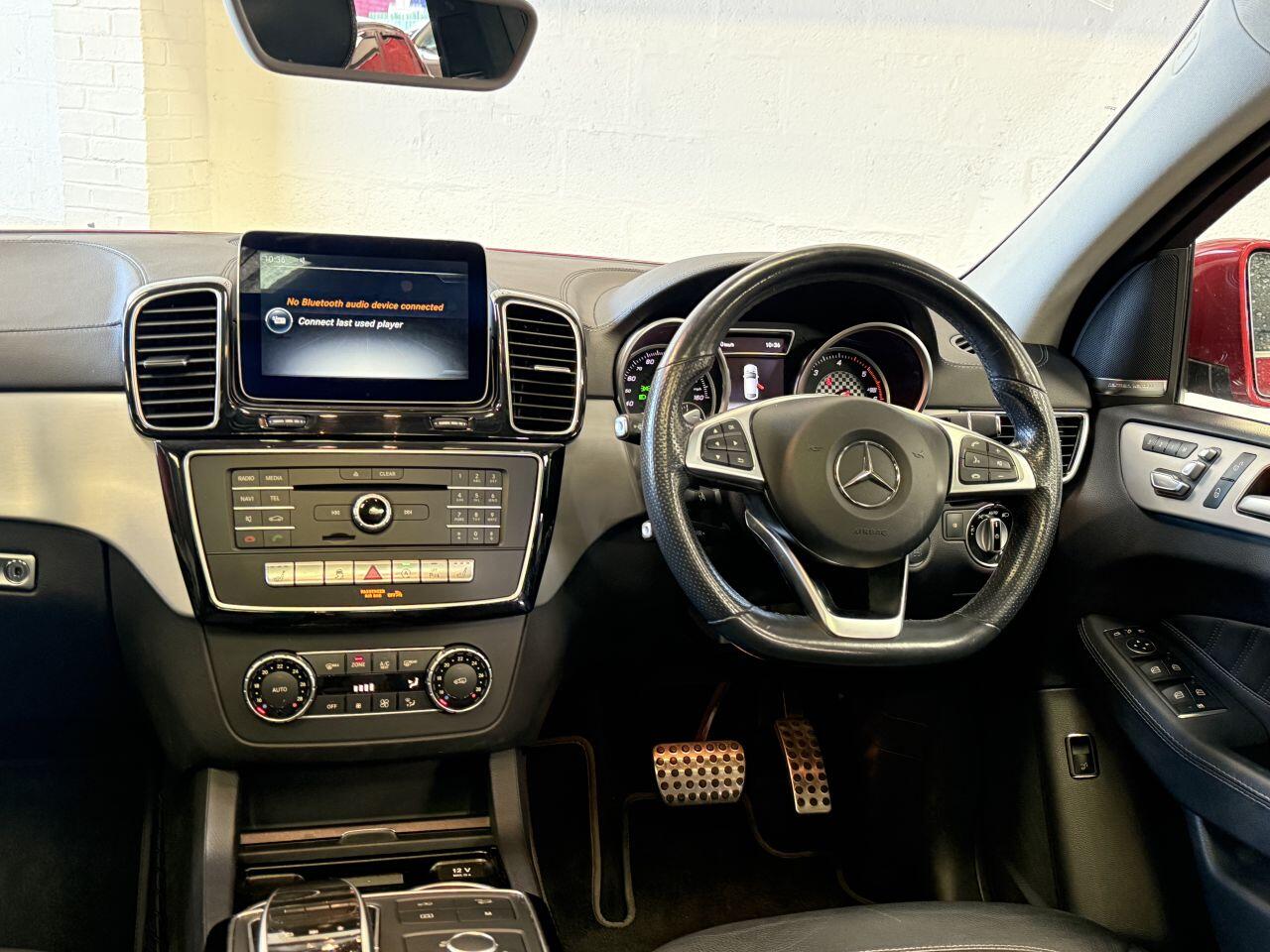 Mercedes-Benz Gle view 33