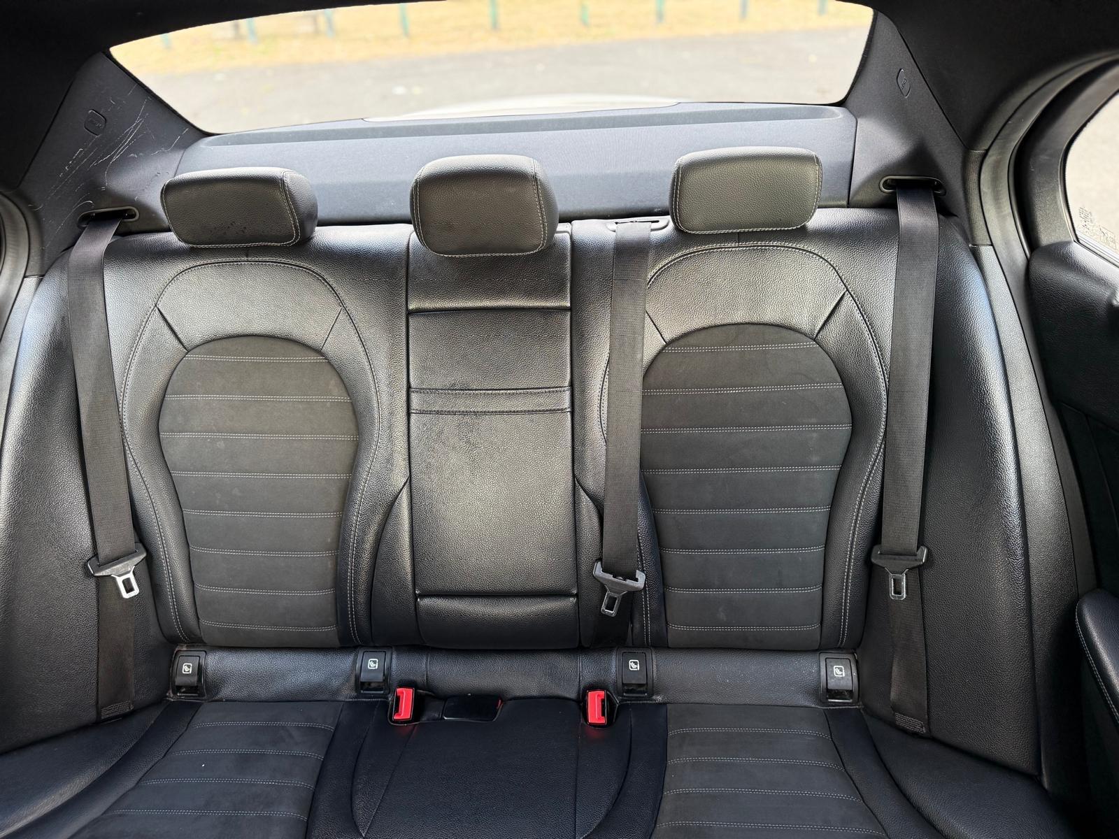 Mercedes-Benz C-Class view 39