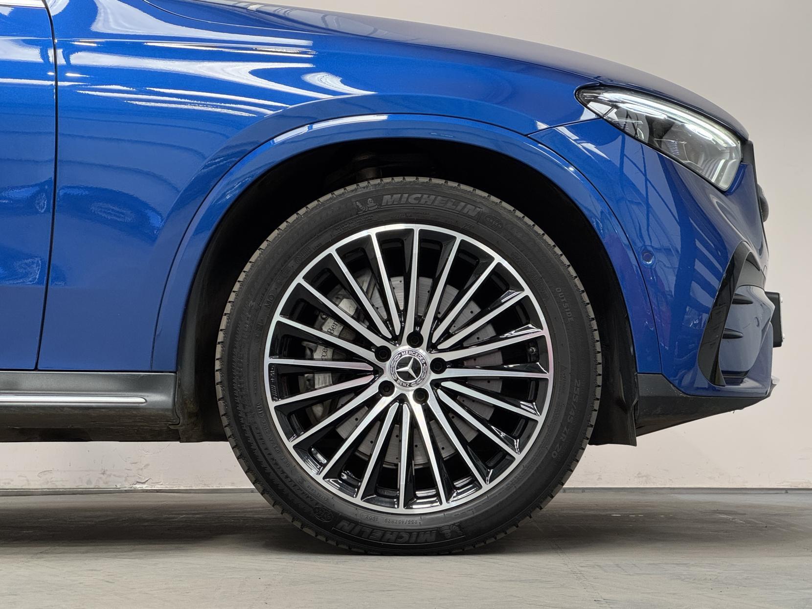 Mercedes-Benz GLC view 20