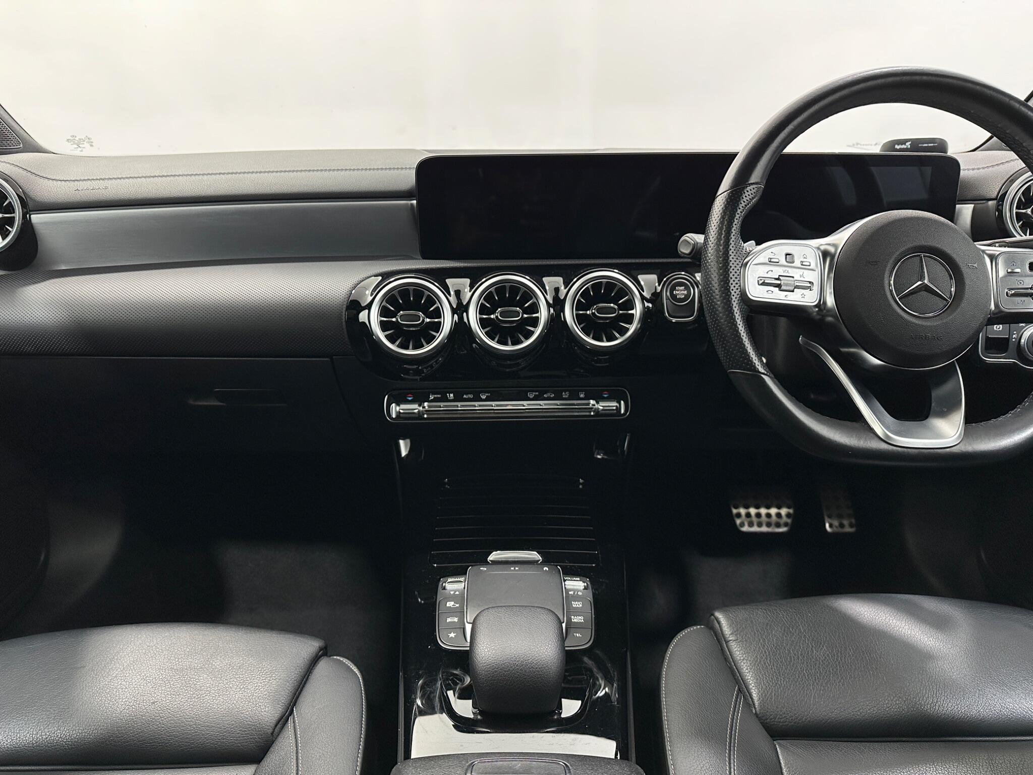 Mercedes-Benz Cla view 21