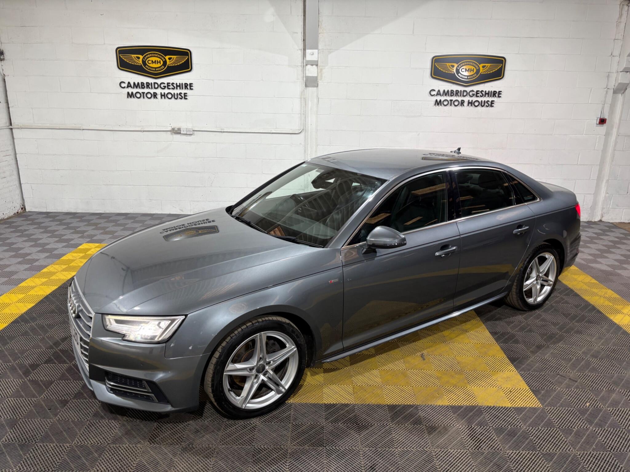 Audi A4 view 3