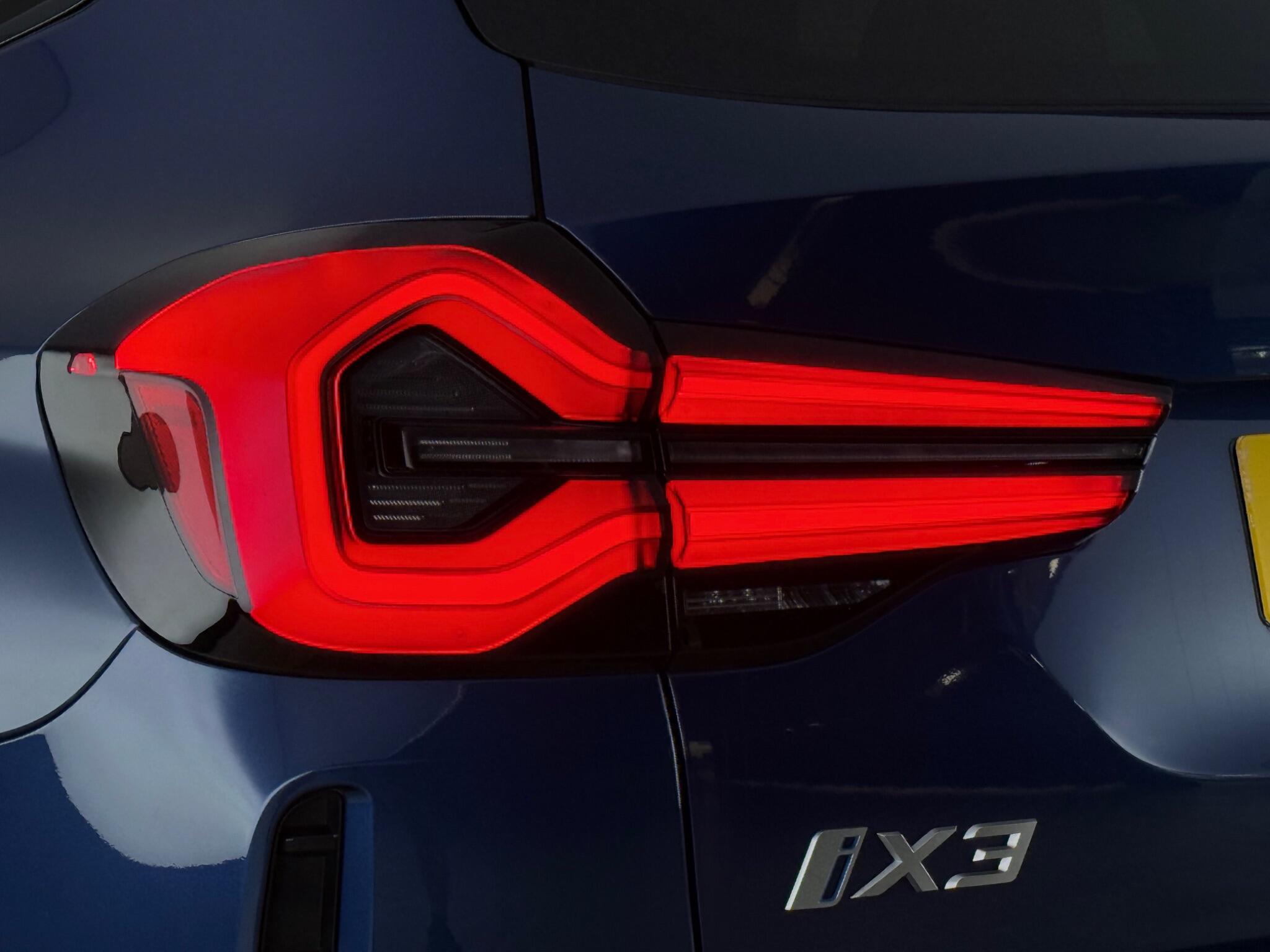 BMW Ix3 view 12