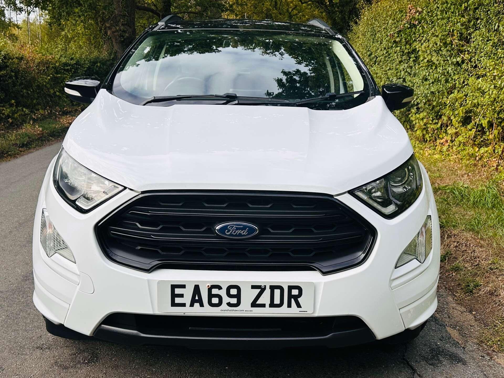 Ford Ecosport view 3
