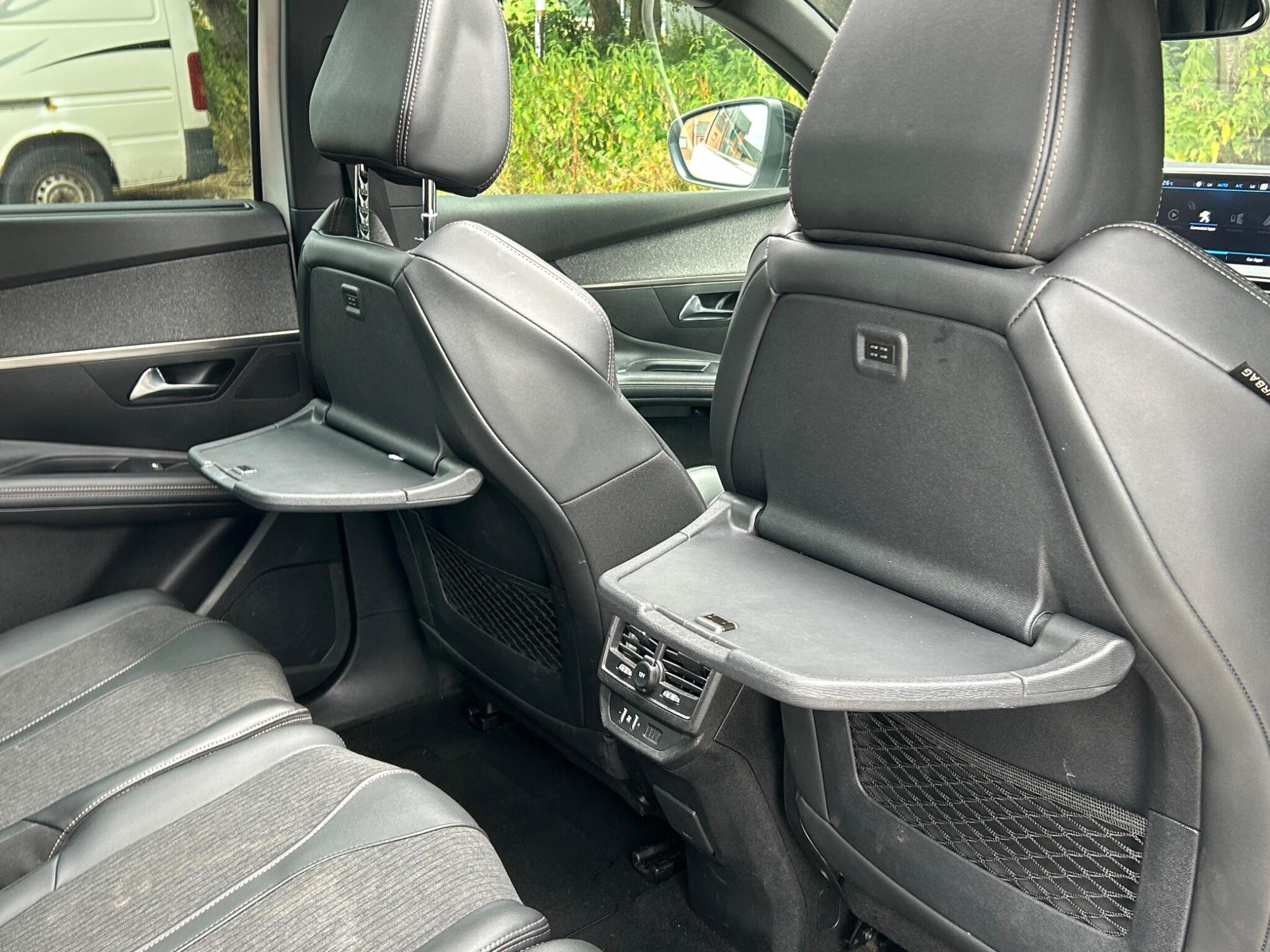 Peugeot 5008 view 22