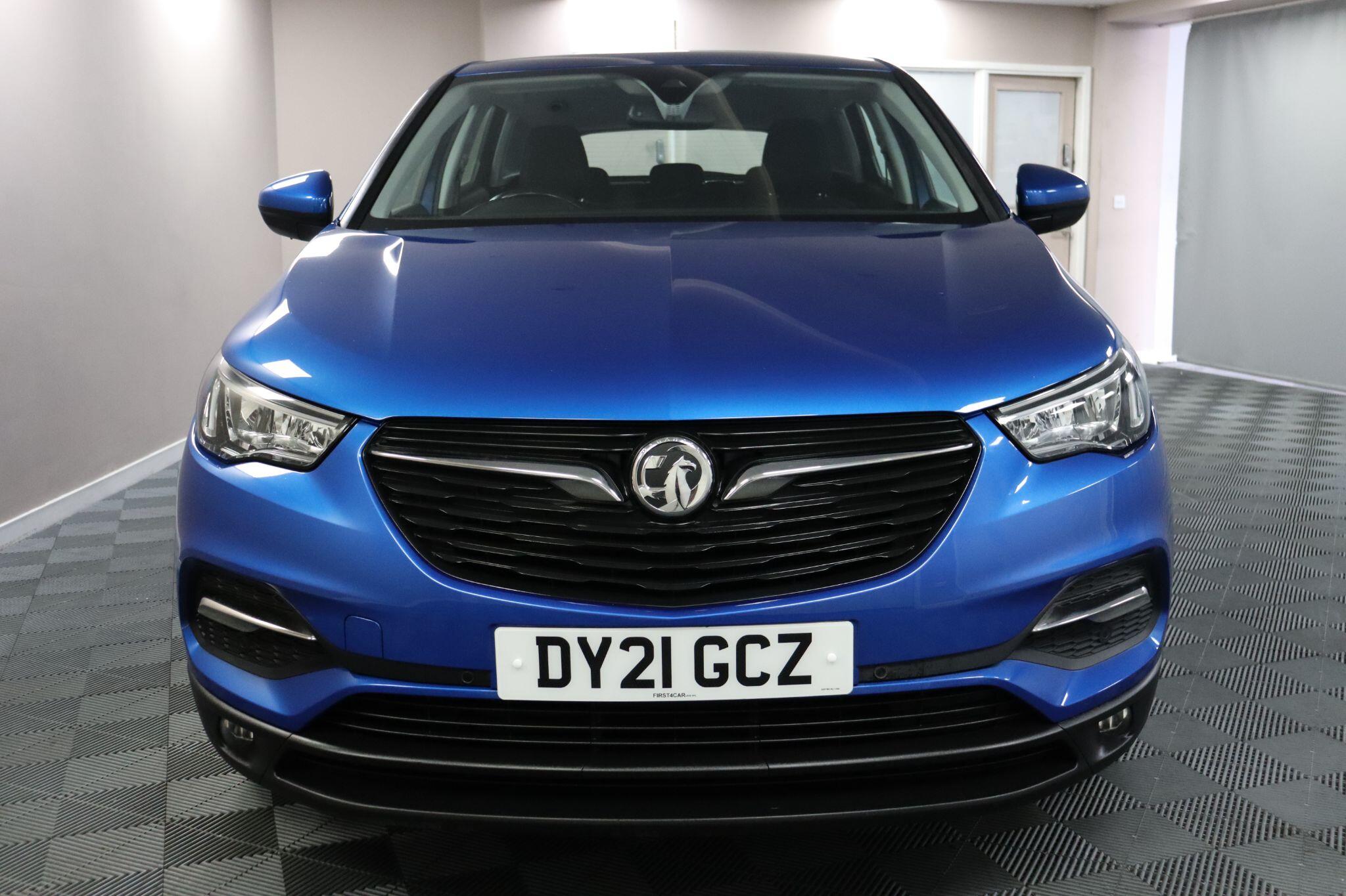Vauxhall Grandland X view 2