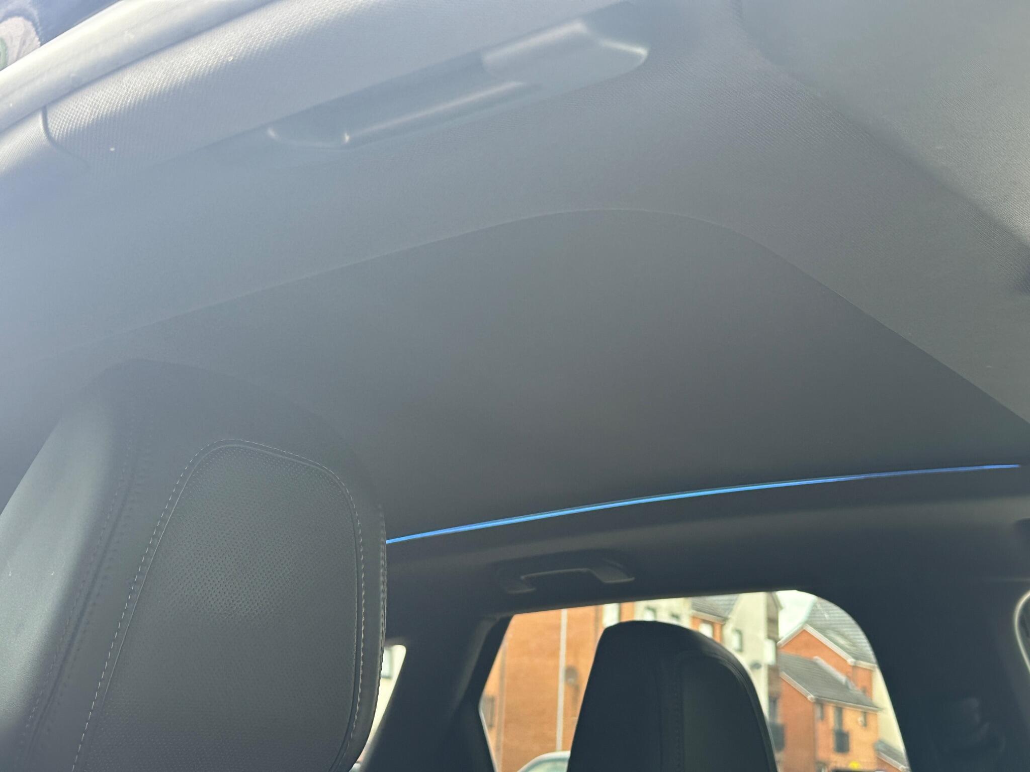 Peugeot 3008 view 16