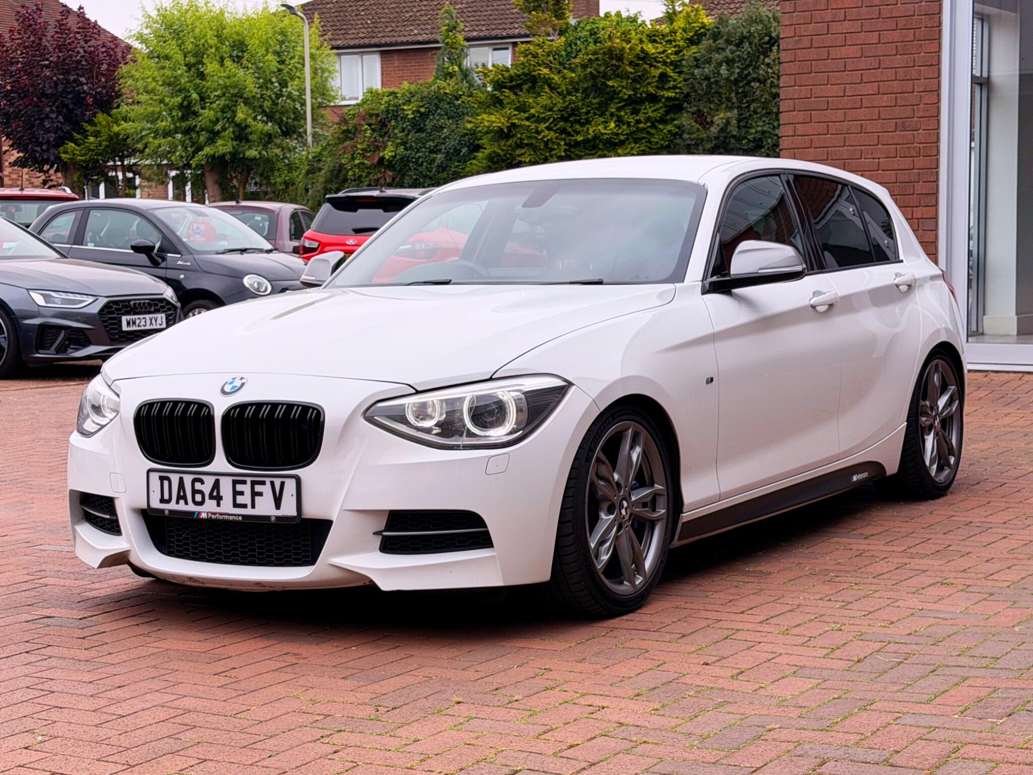 BMW 1 Series view 34