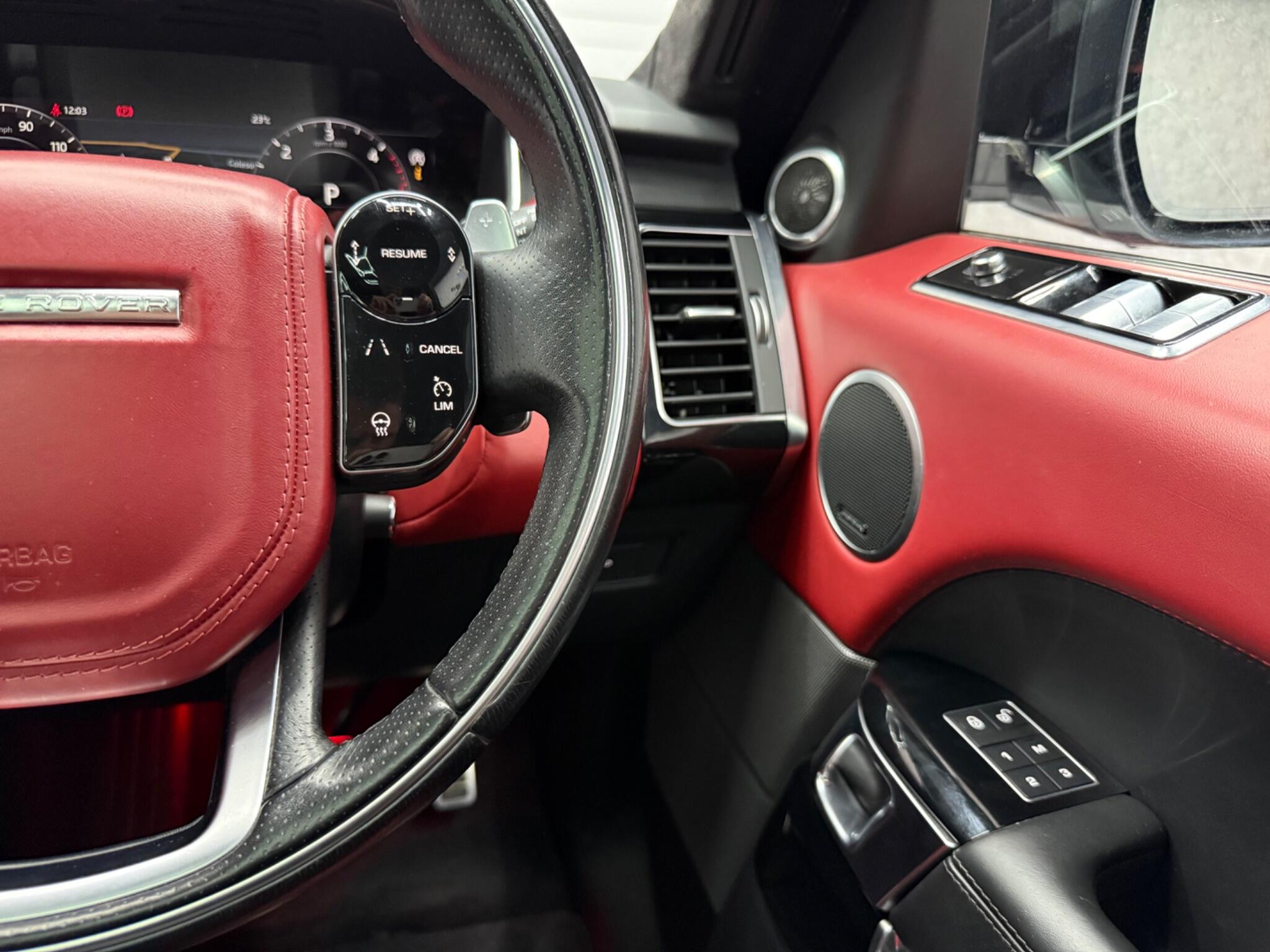 Land Rover Range Rover Sport view 13