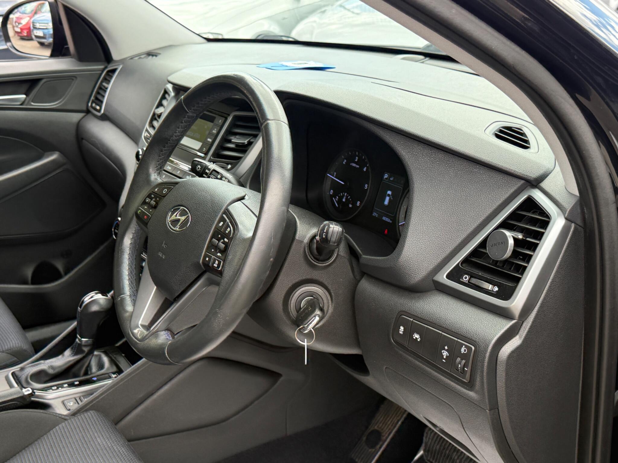 Hyundai TUCSON - Image 34