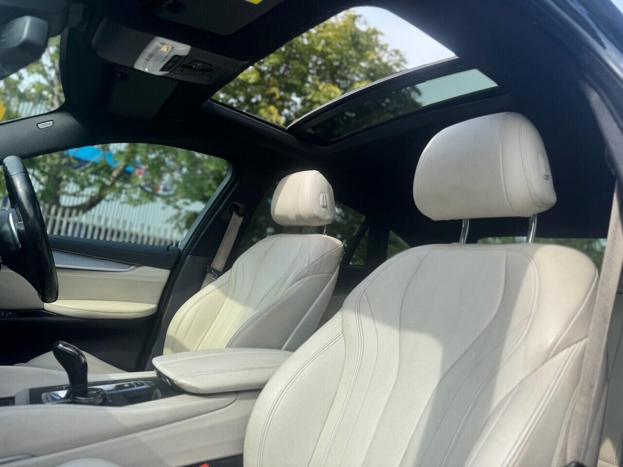 BMW X6 view 17