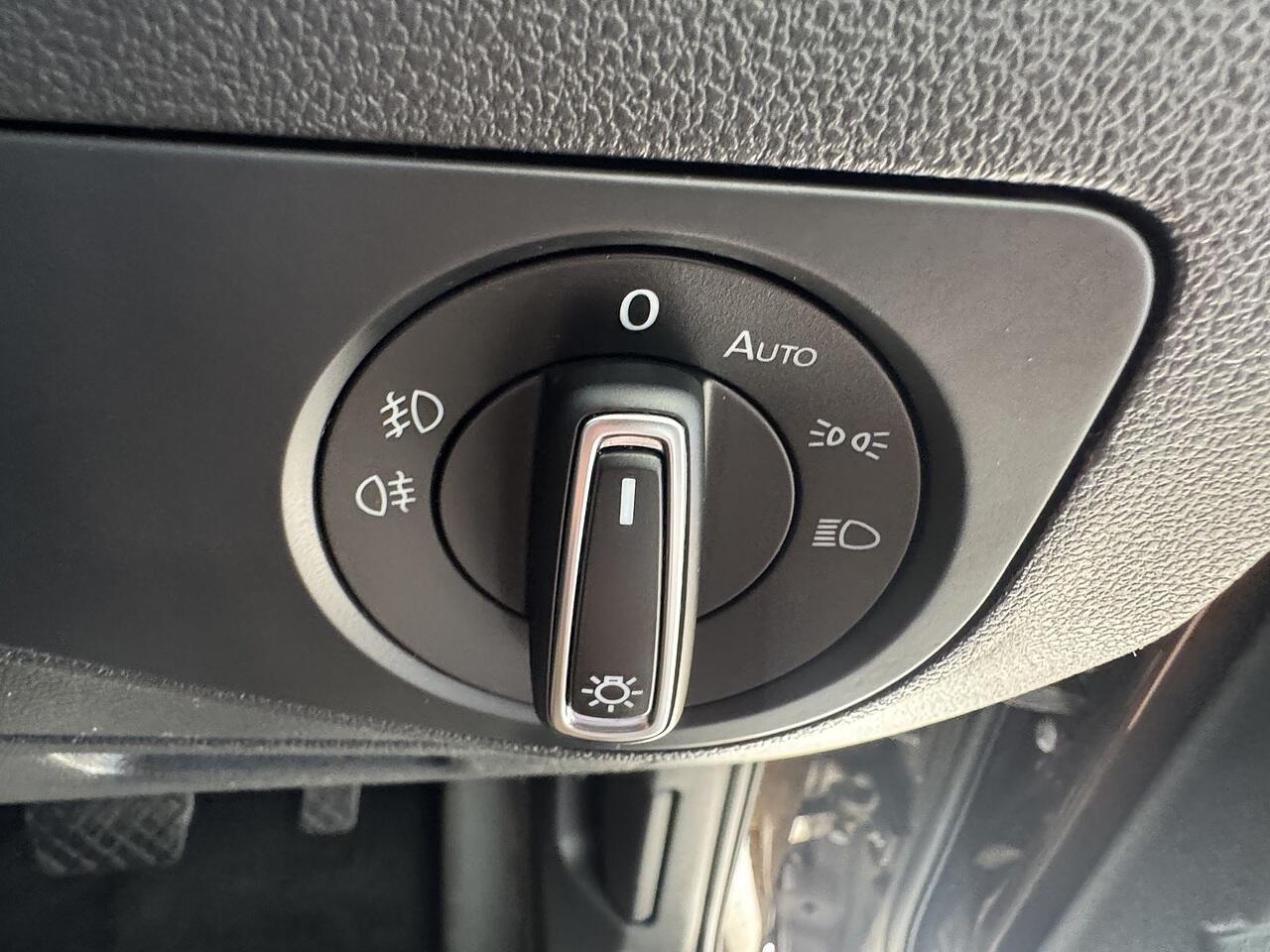 Volkswagen Tiguan view 25