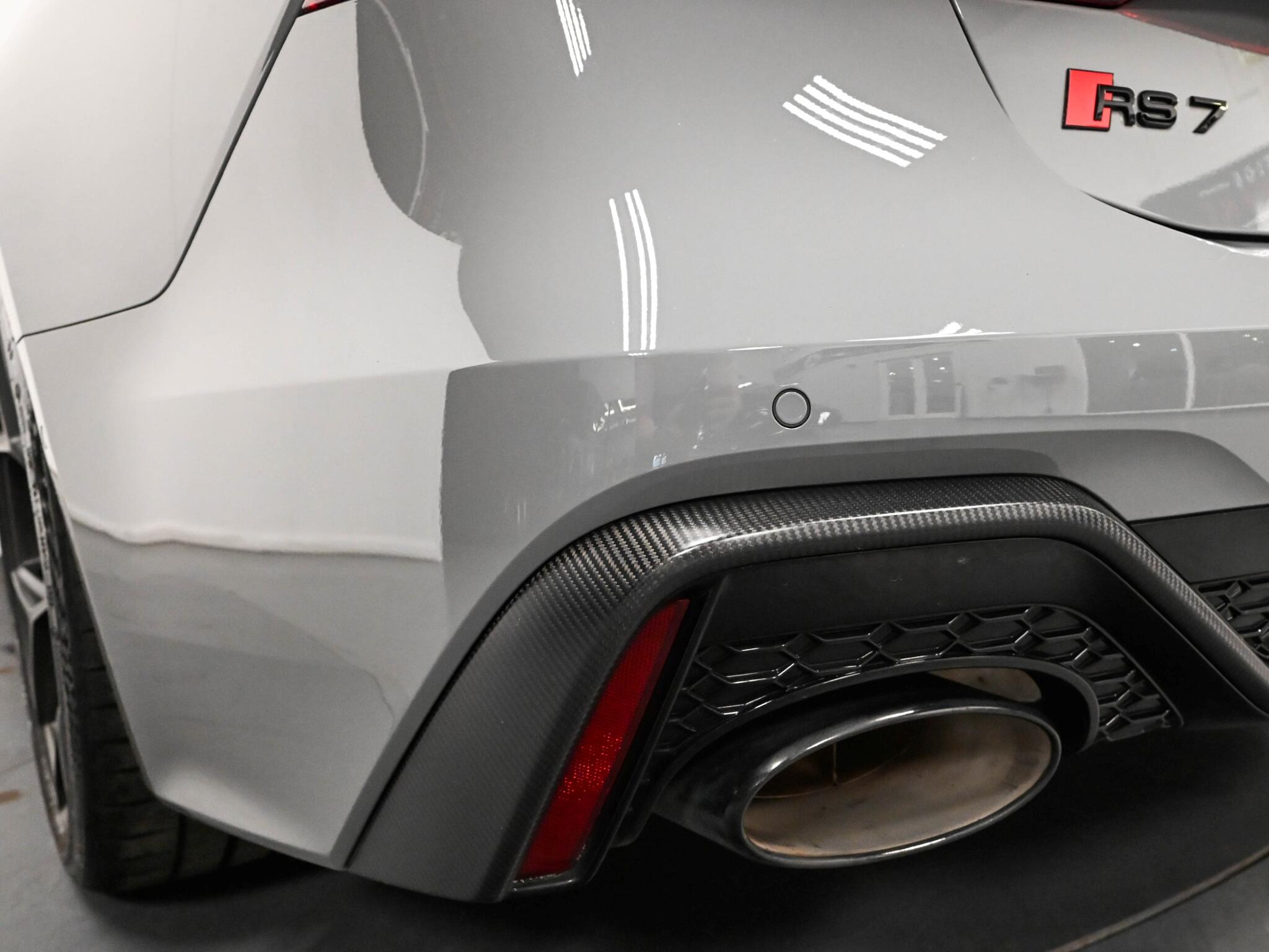 Audi RS7 view 29
