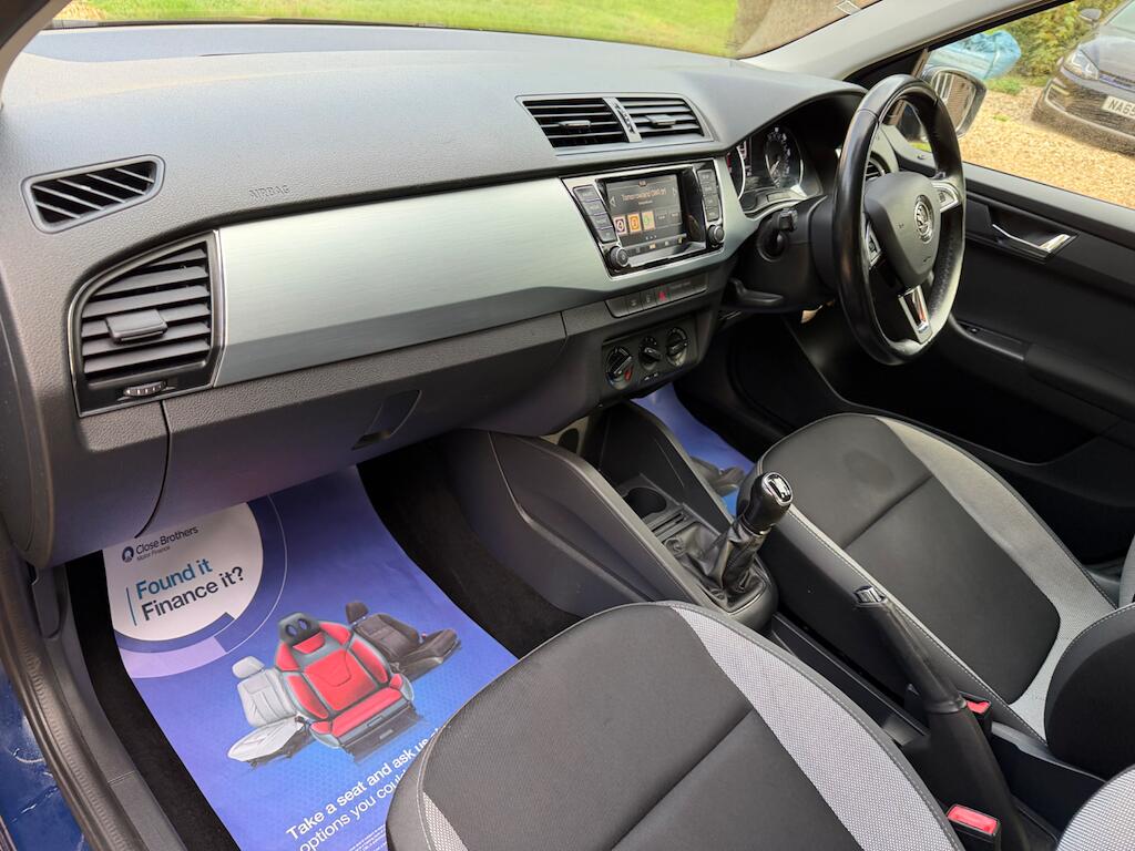 Skoda Fabia view 3