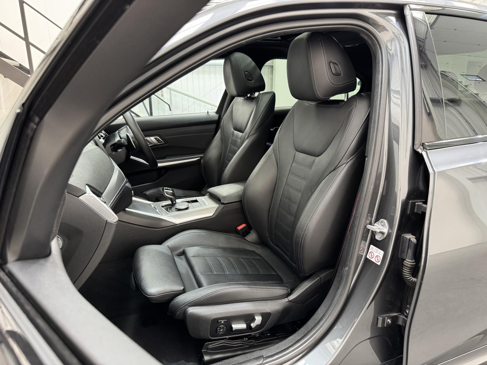 BMW 3 Series view 61