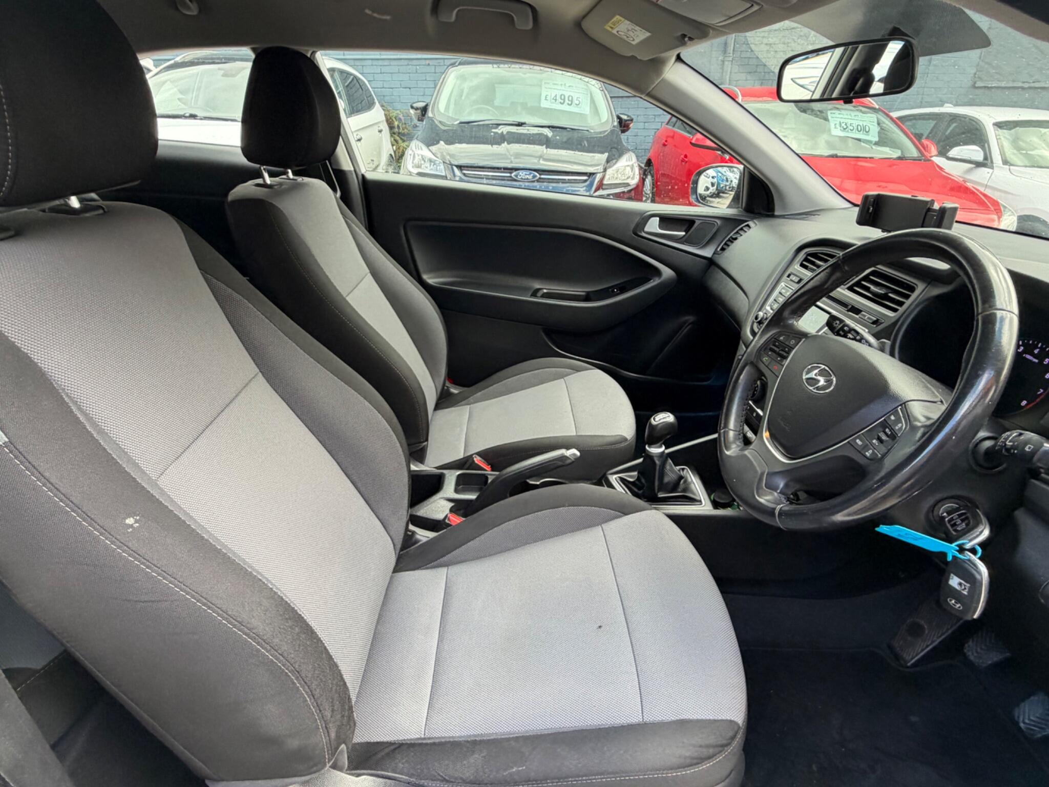 Hyundai I20 view 10