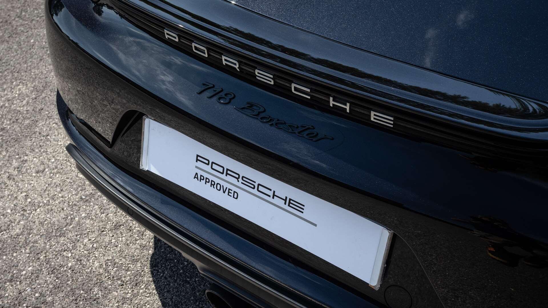 Porsche Boxster view 28