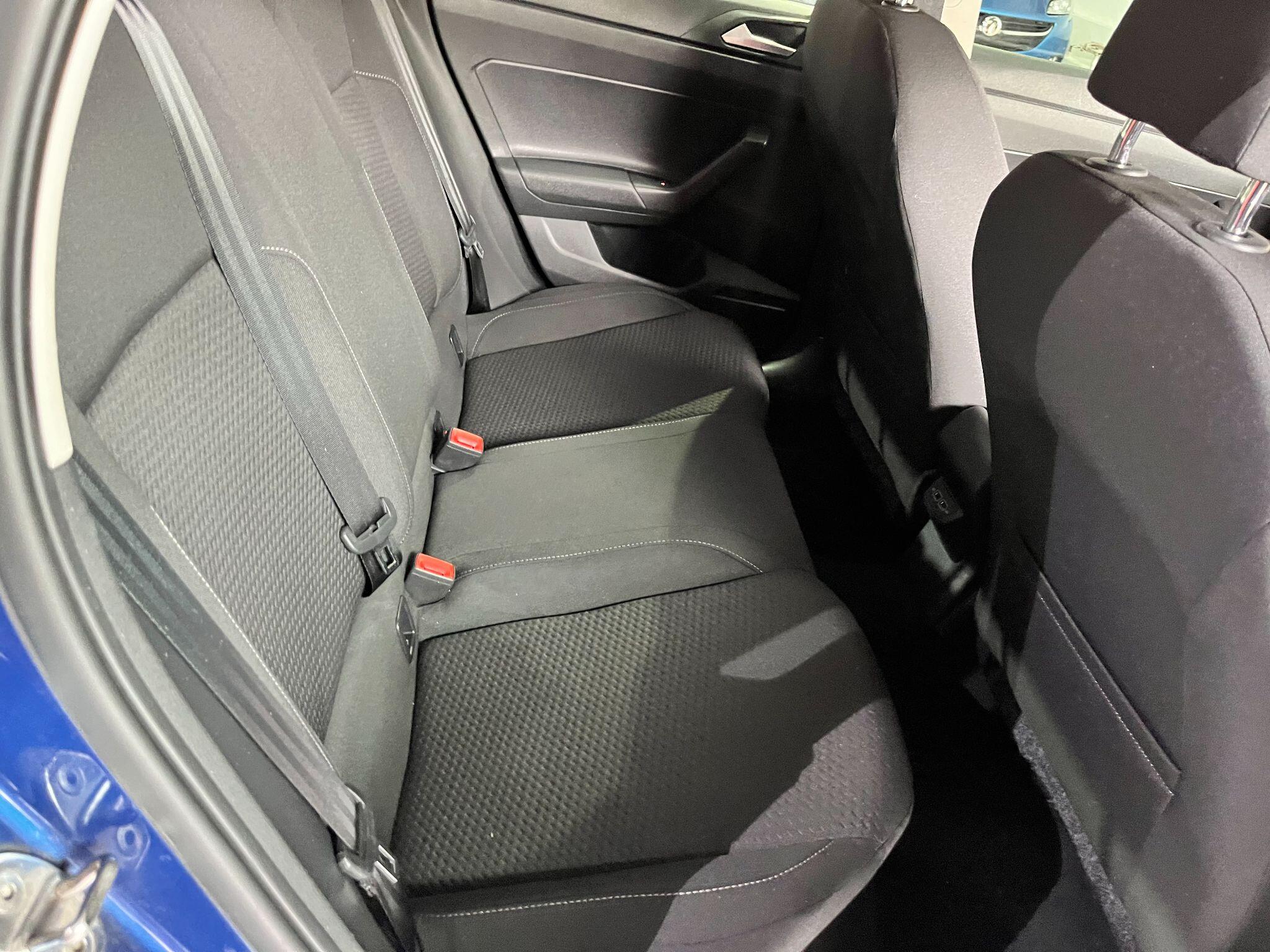 Volkswagen Polo view 23