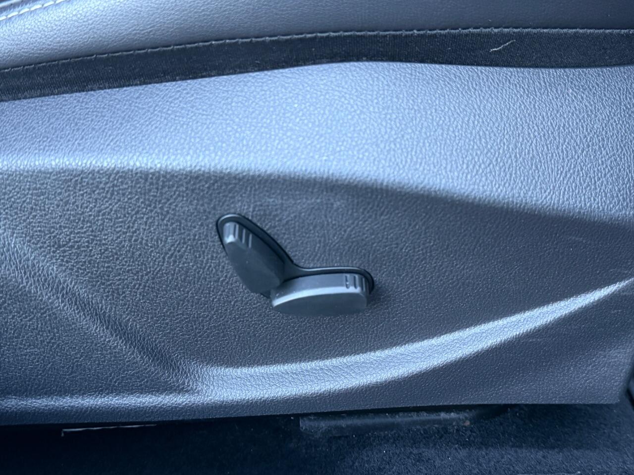 Ford Focus view 32