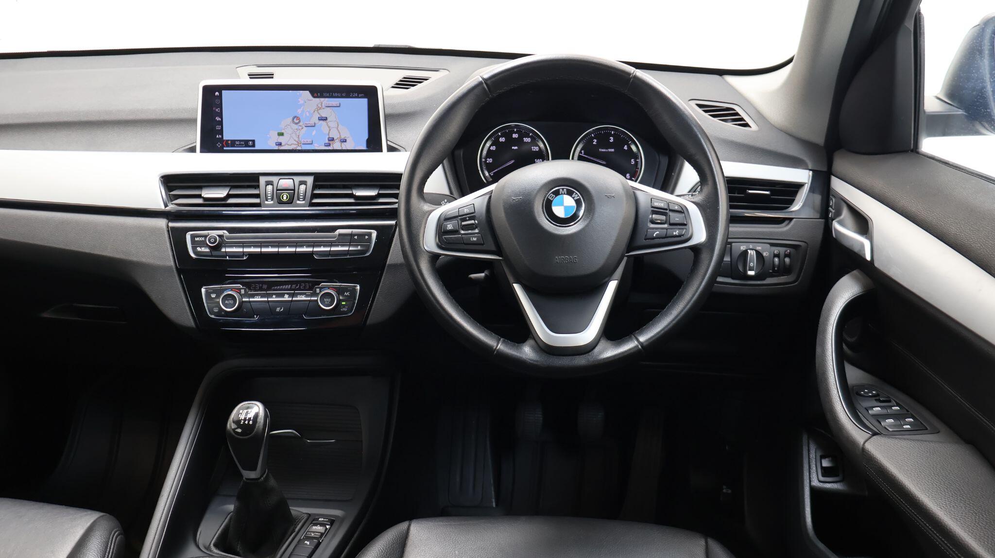 2022 BMW X1 thumbnail 6