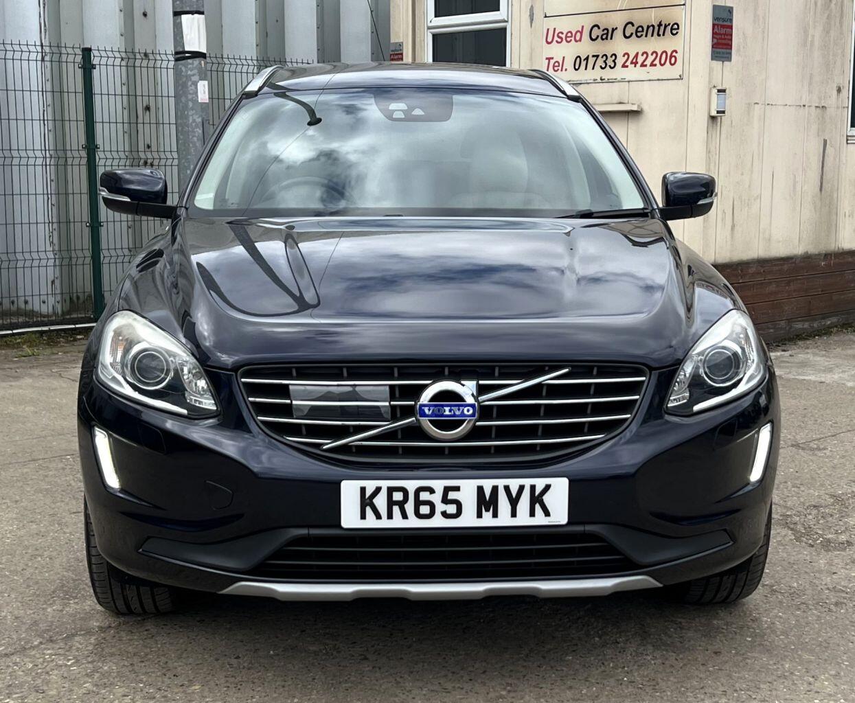 Volvo XC60 view 5