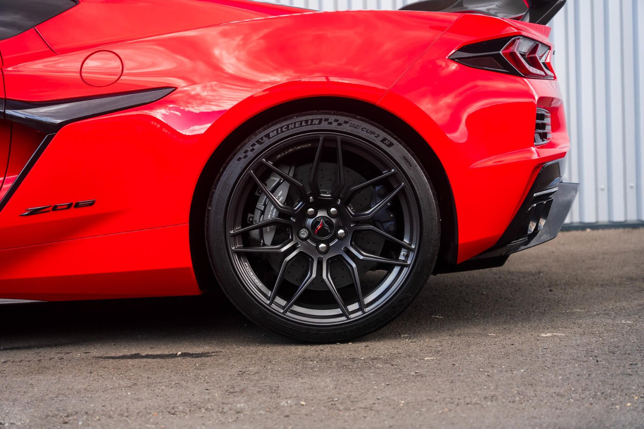 Chevrolet Corvette view 16