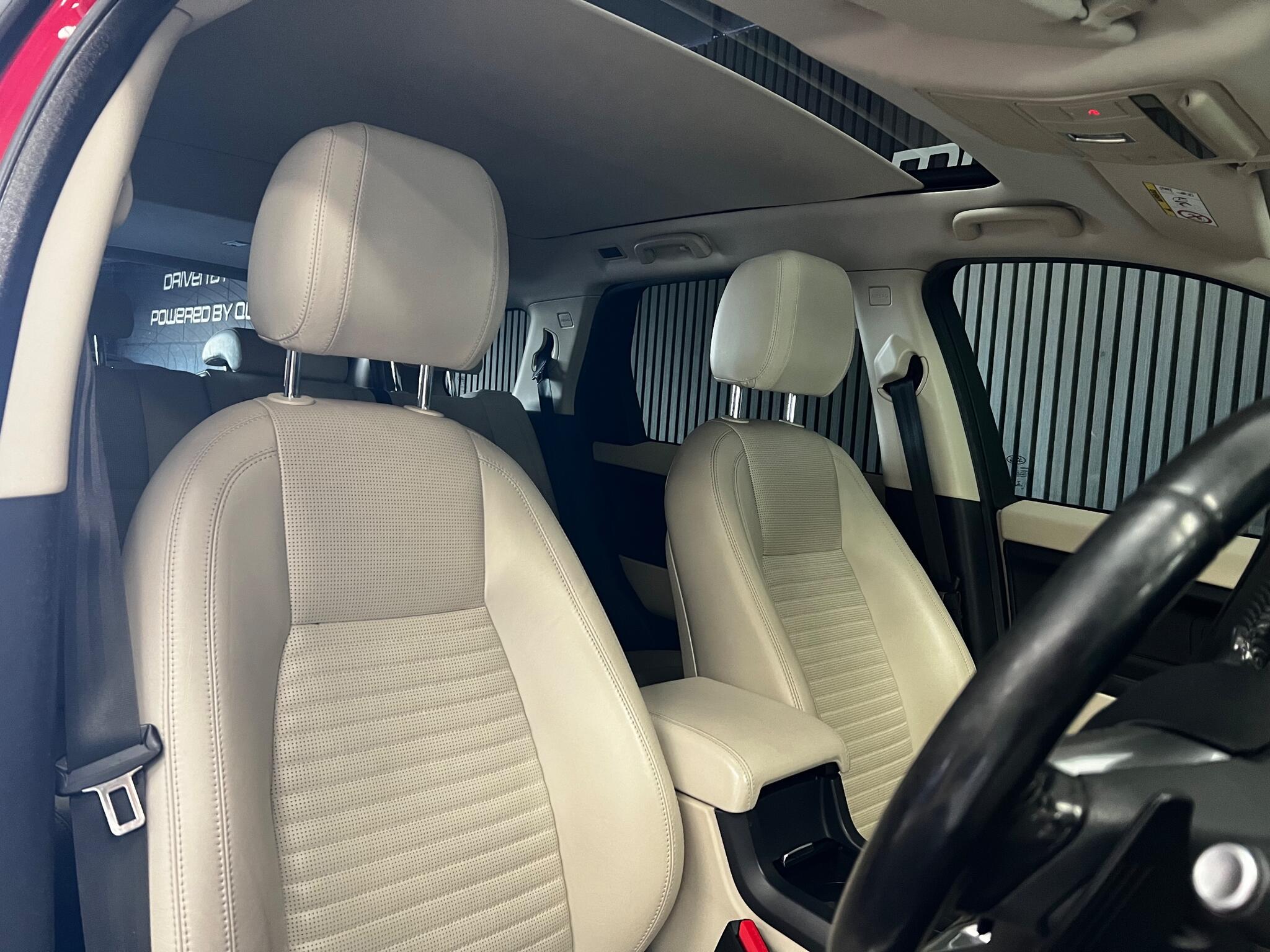 Land Rover Discovery Sport view 10