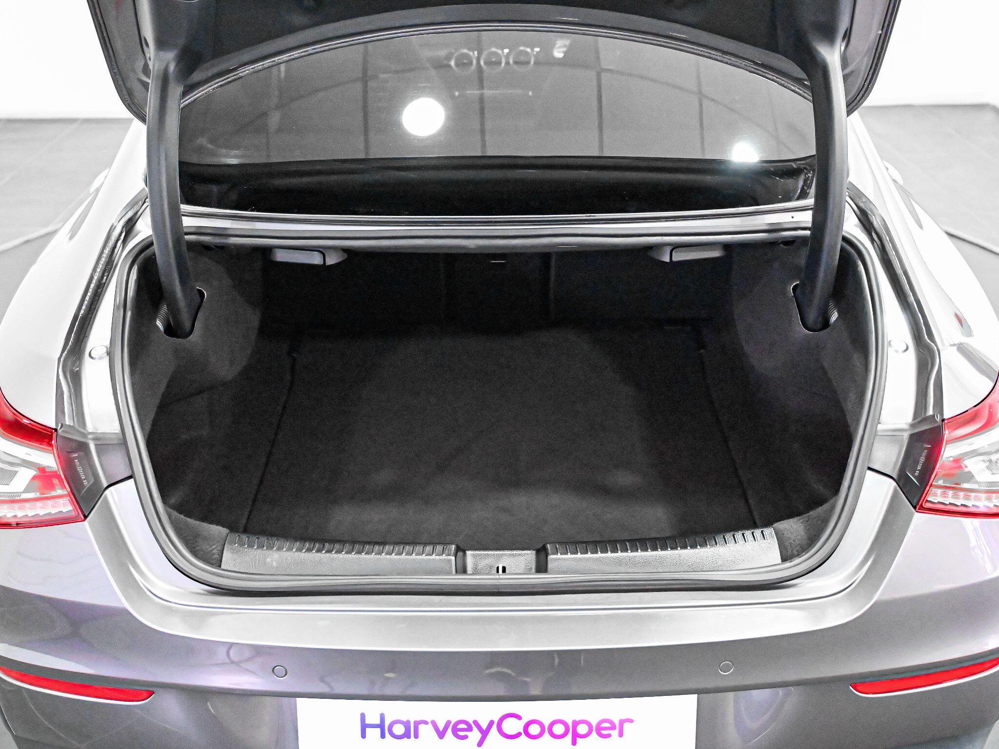 Mercedes-Benz Cla view 30