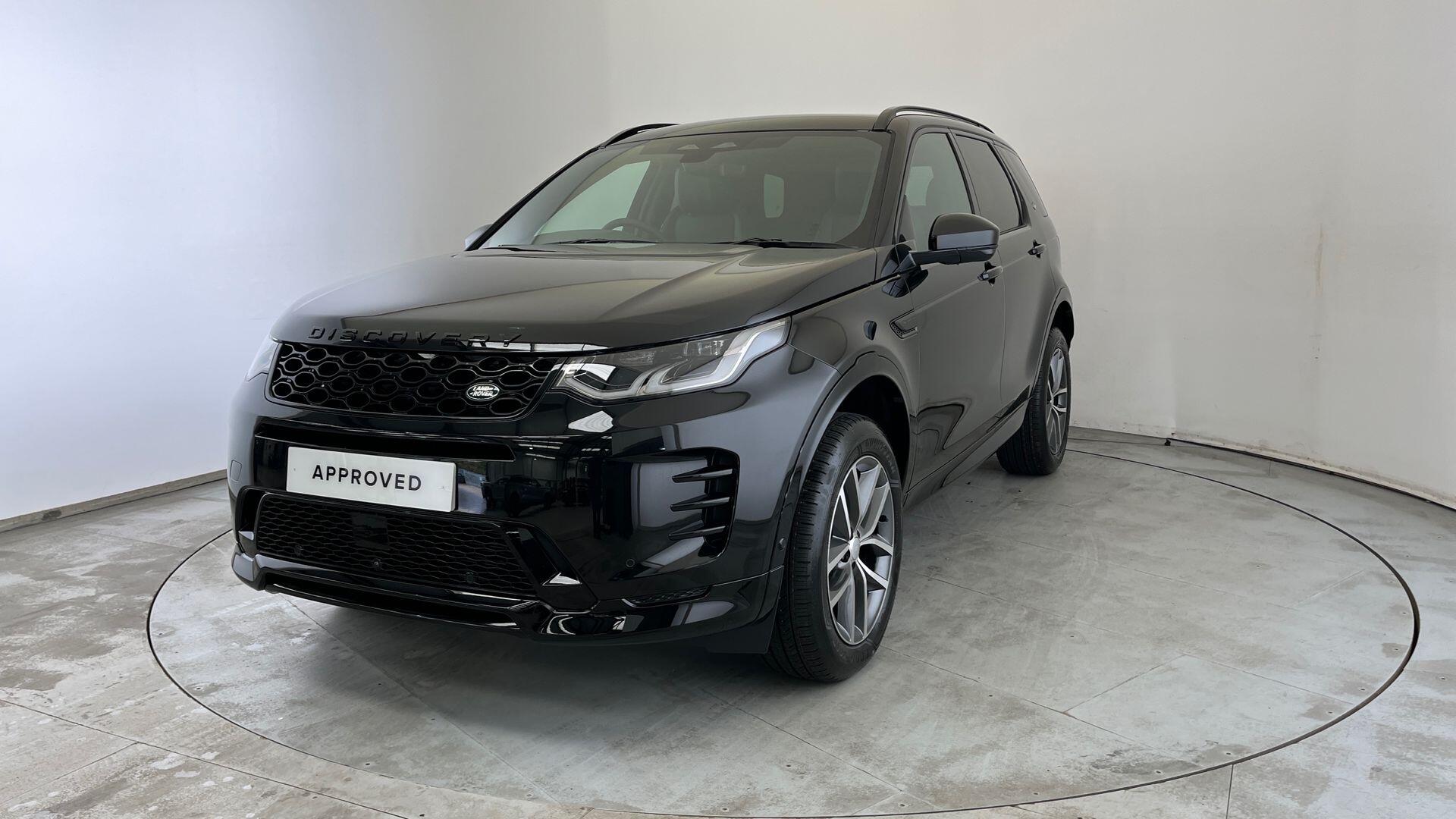 Land Rover Discovery Sport view 34