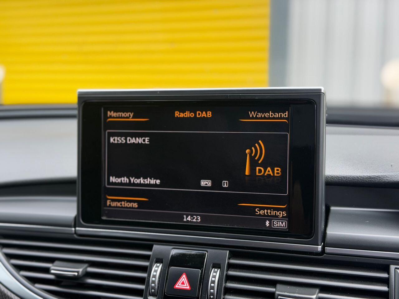 Audi S6 view 19