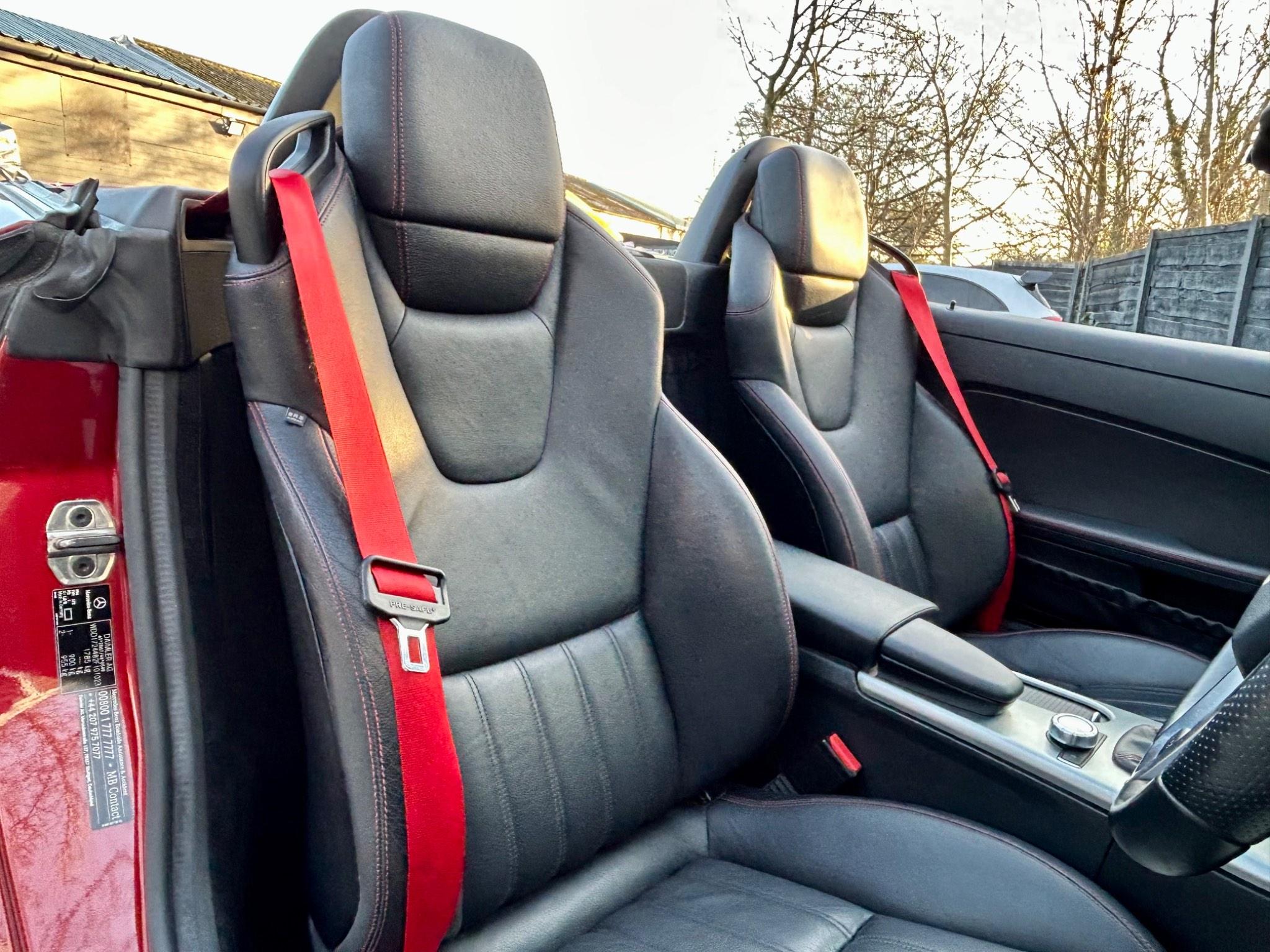 Mercedes-Benz SLK view 8