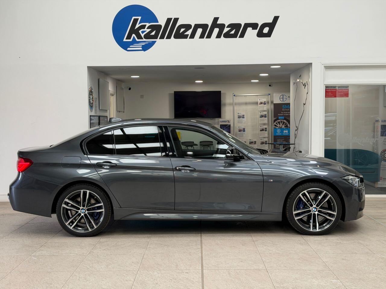 BMW 3 Series view 23