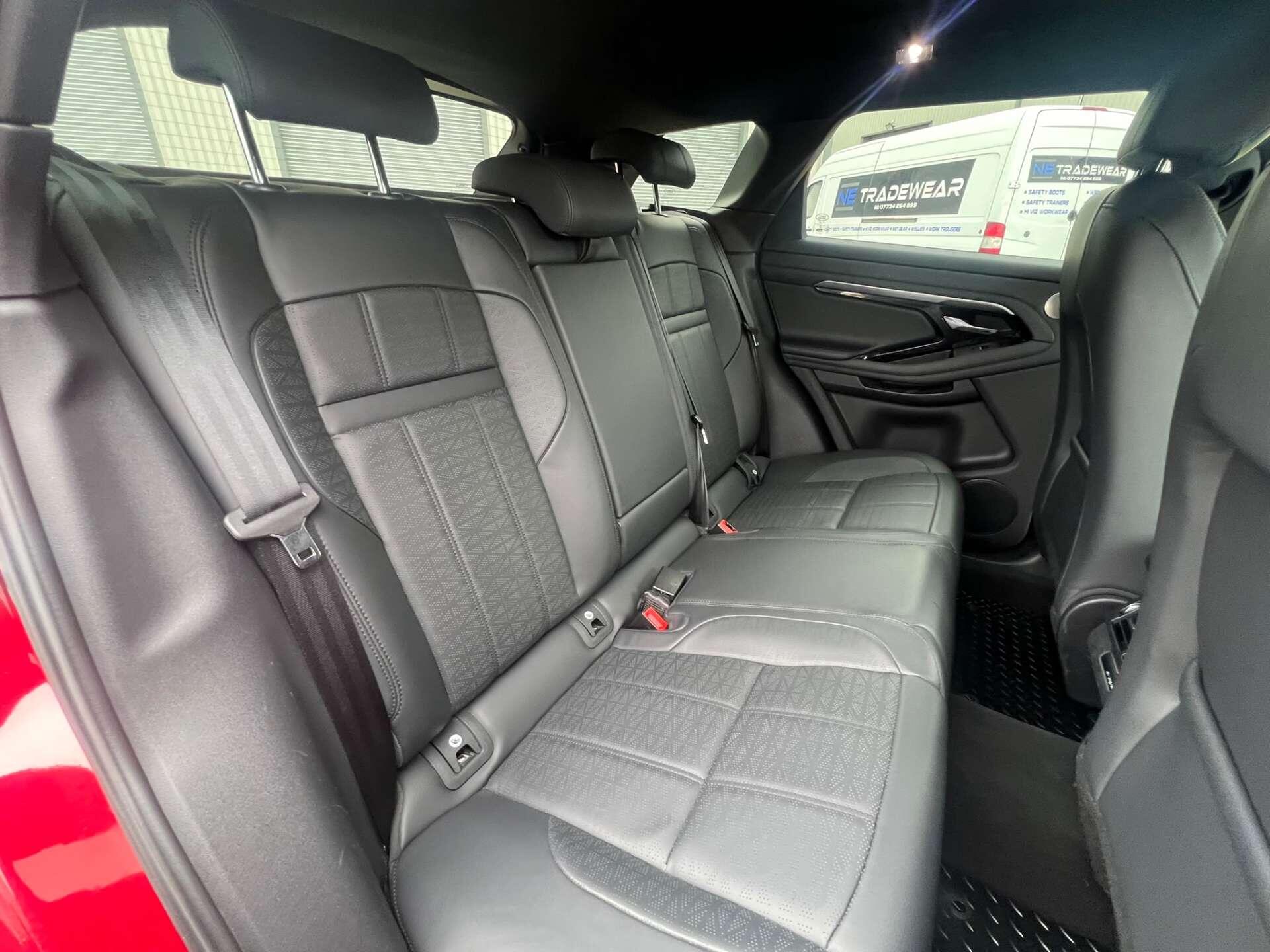 Land Rover Range Rover Evoque view 29