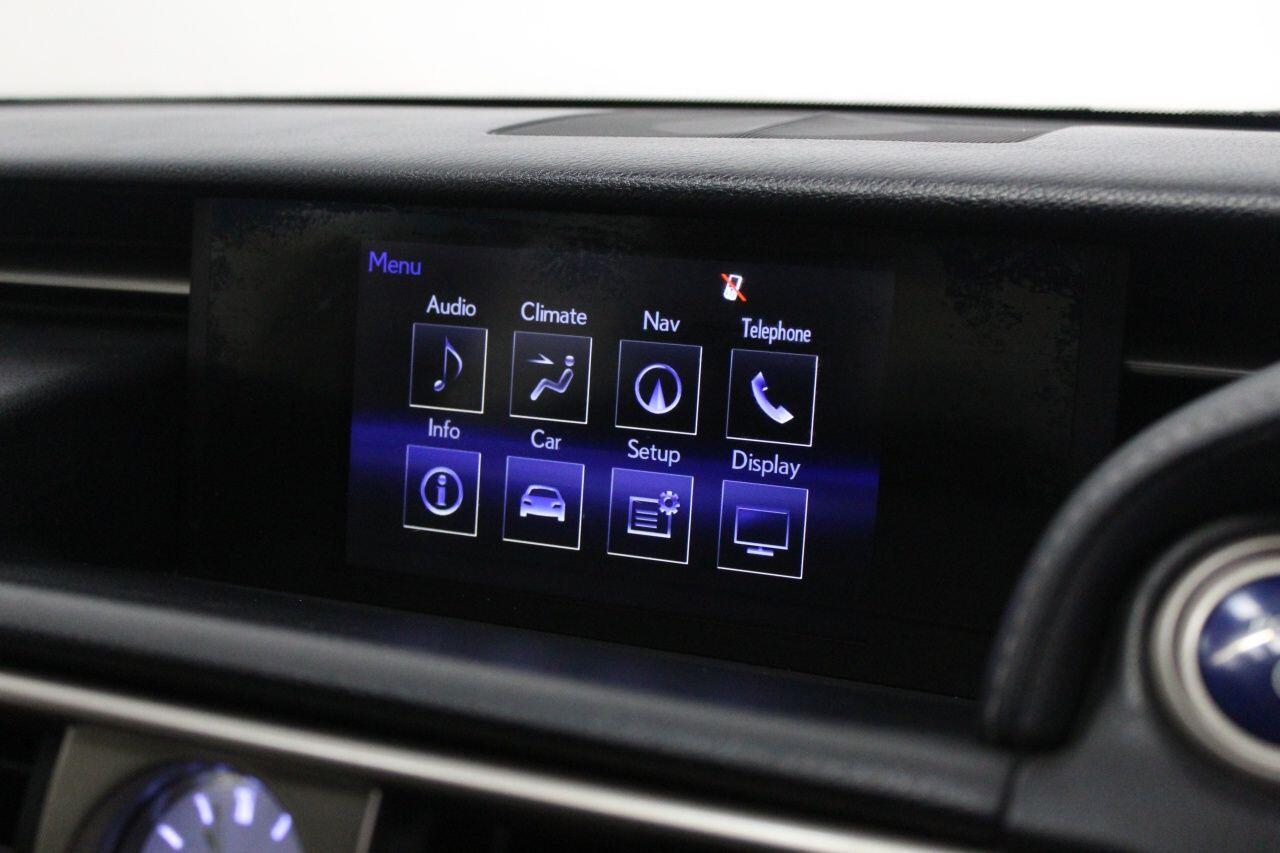 Lexus Is view 32