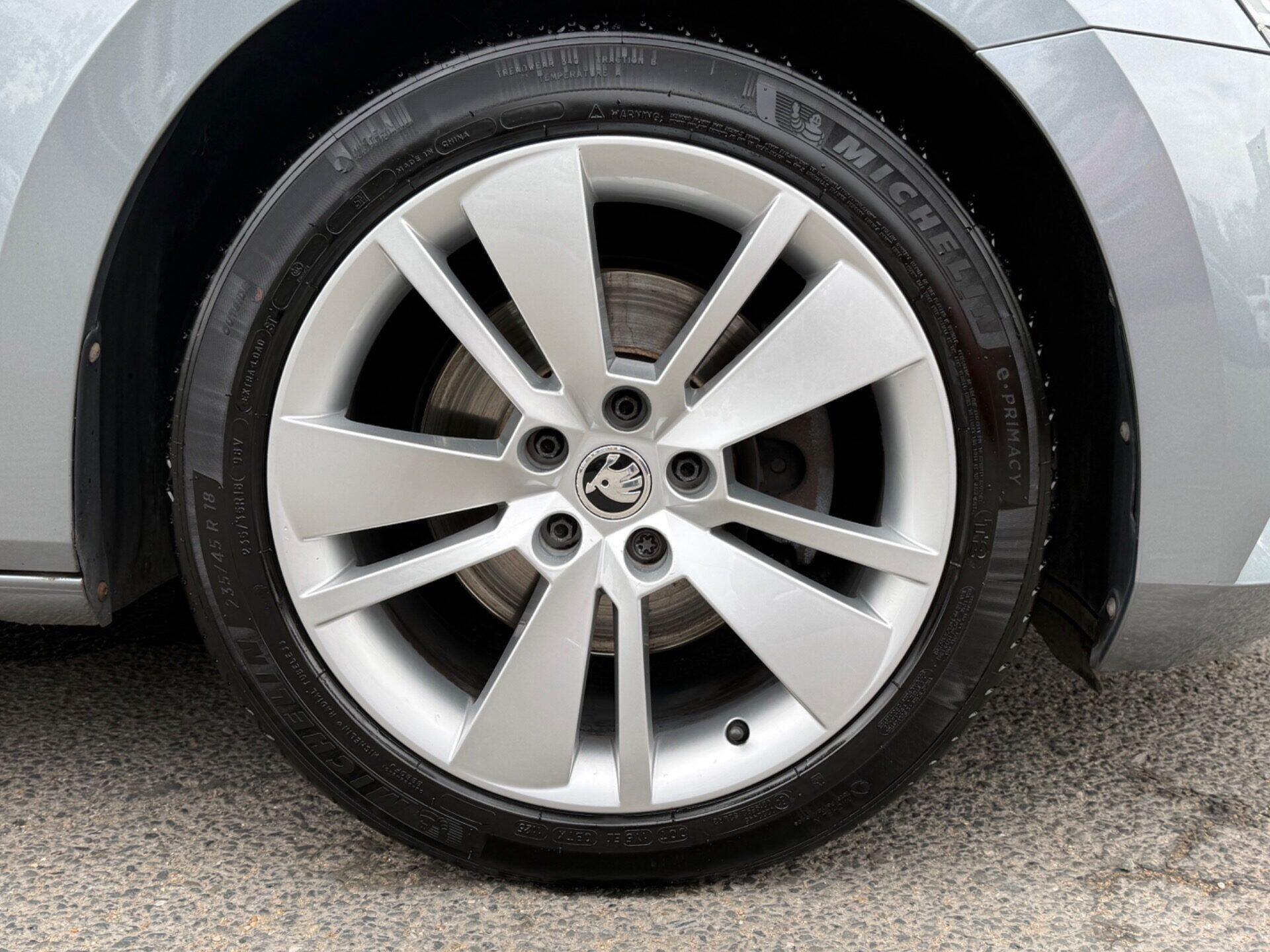 Skoda Superb view 65