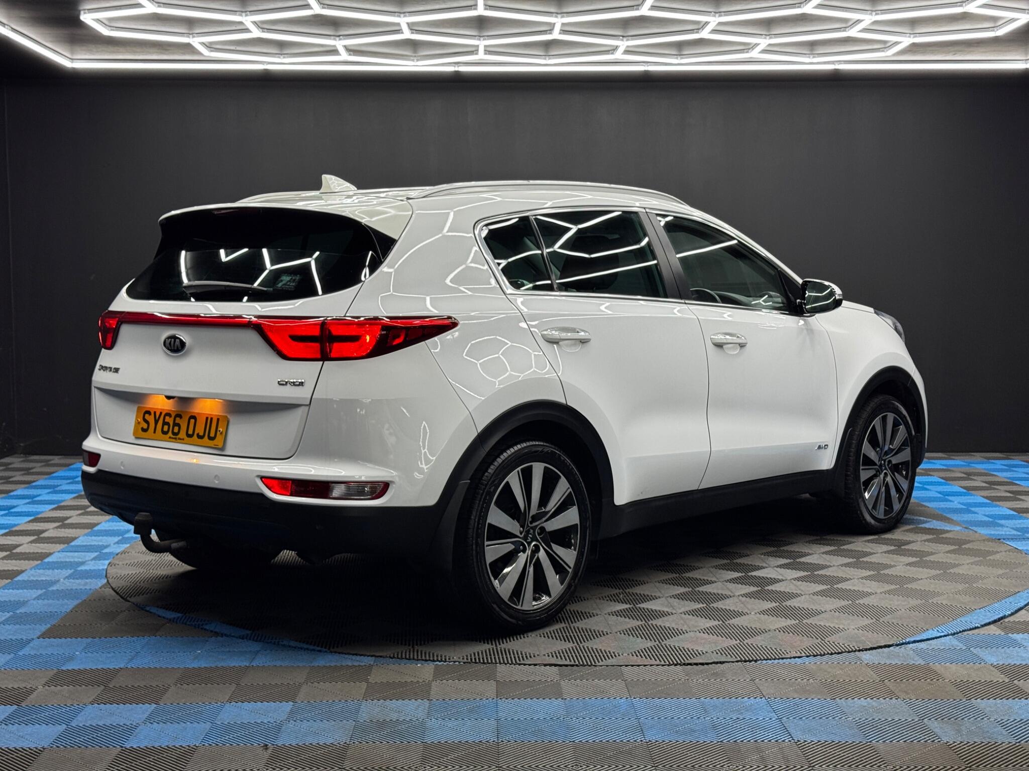 Kia Sportage view 5