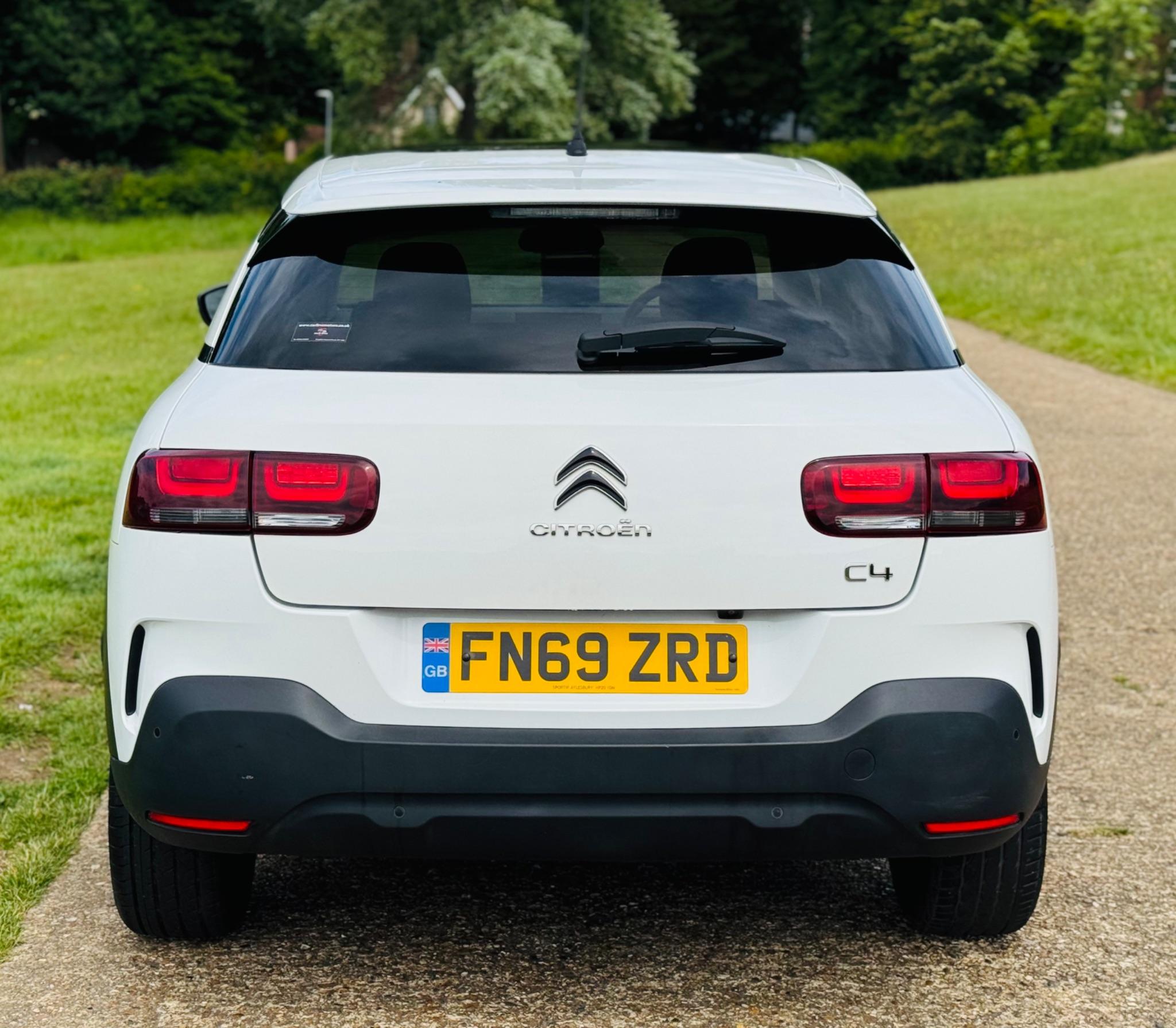 2019 Citroen C4 Cactus 1.2 PureTech Flair Euro 6 (s/s) 5dr • 90,000 miles image 10