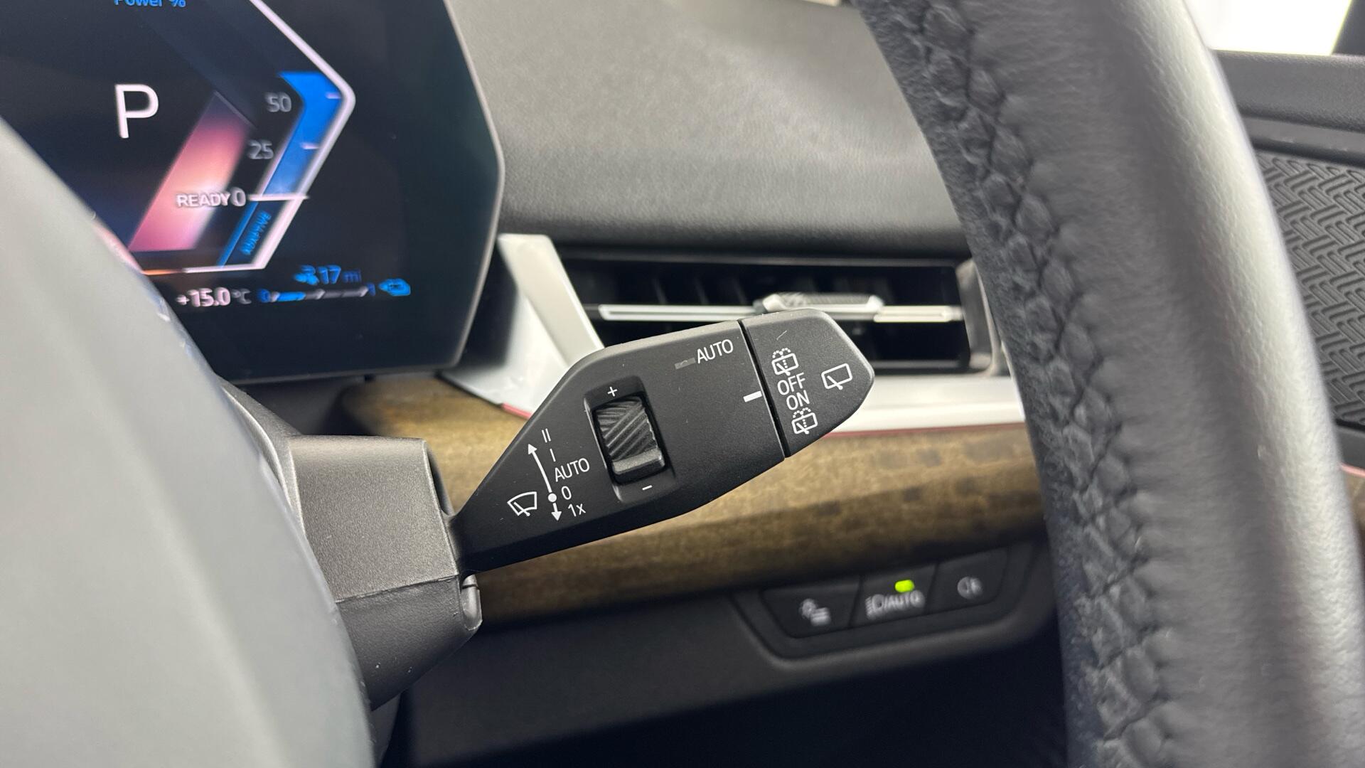 BMW 2 Series Active Tourer view 38