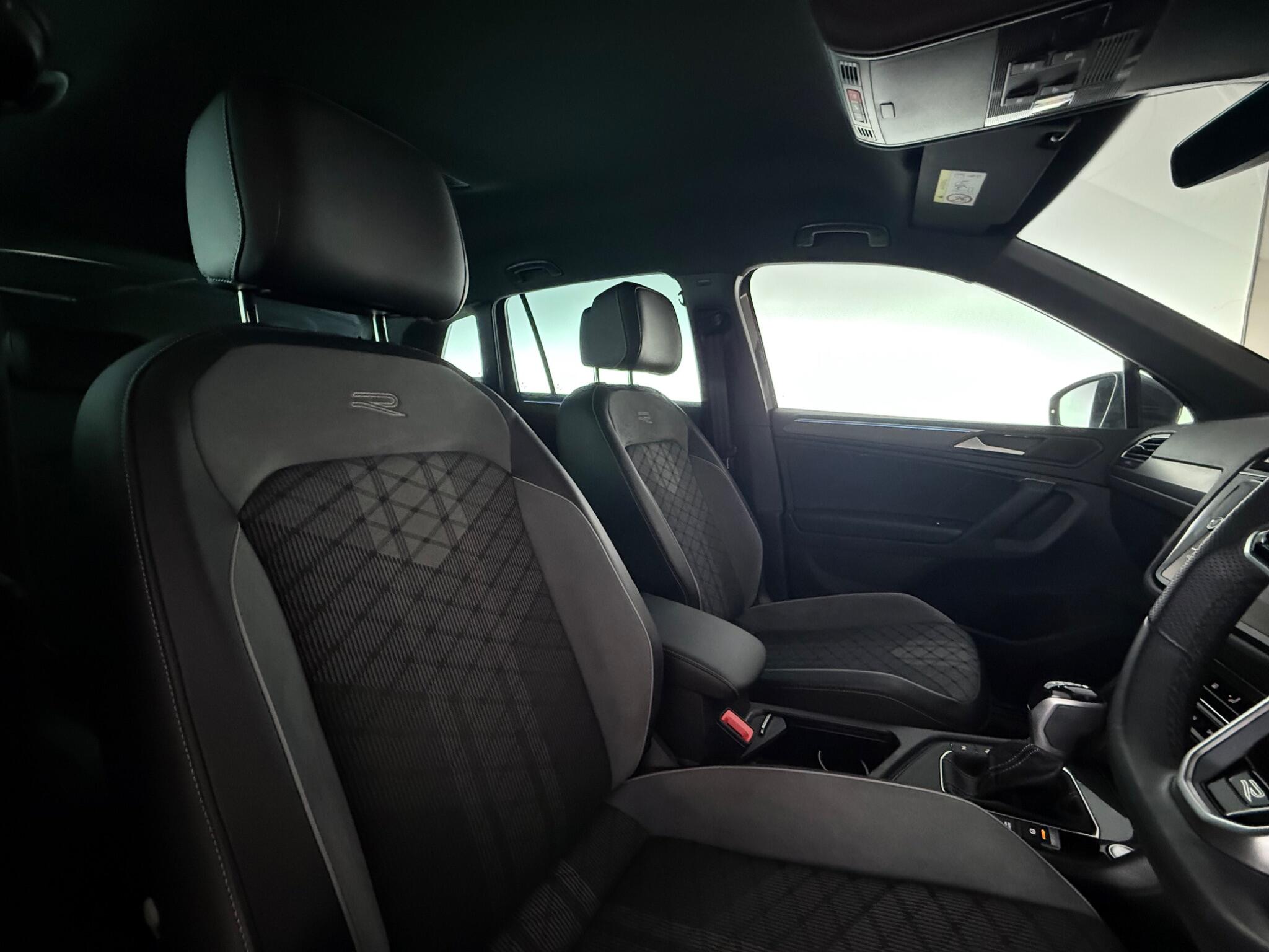 Volkswagen Tiguan view 28